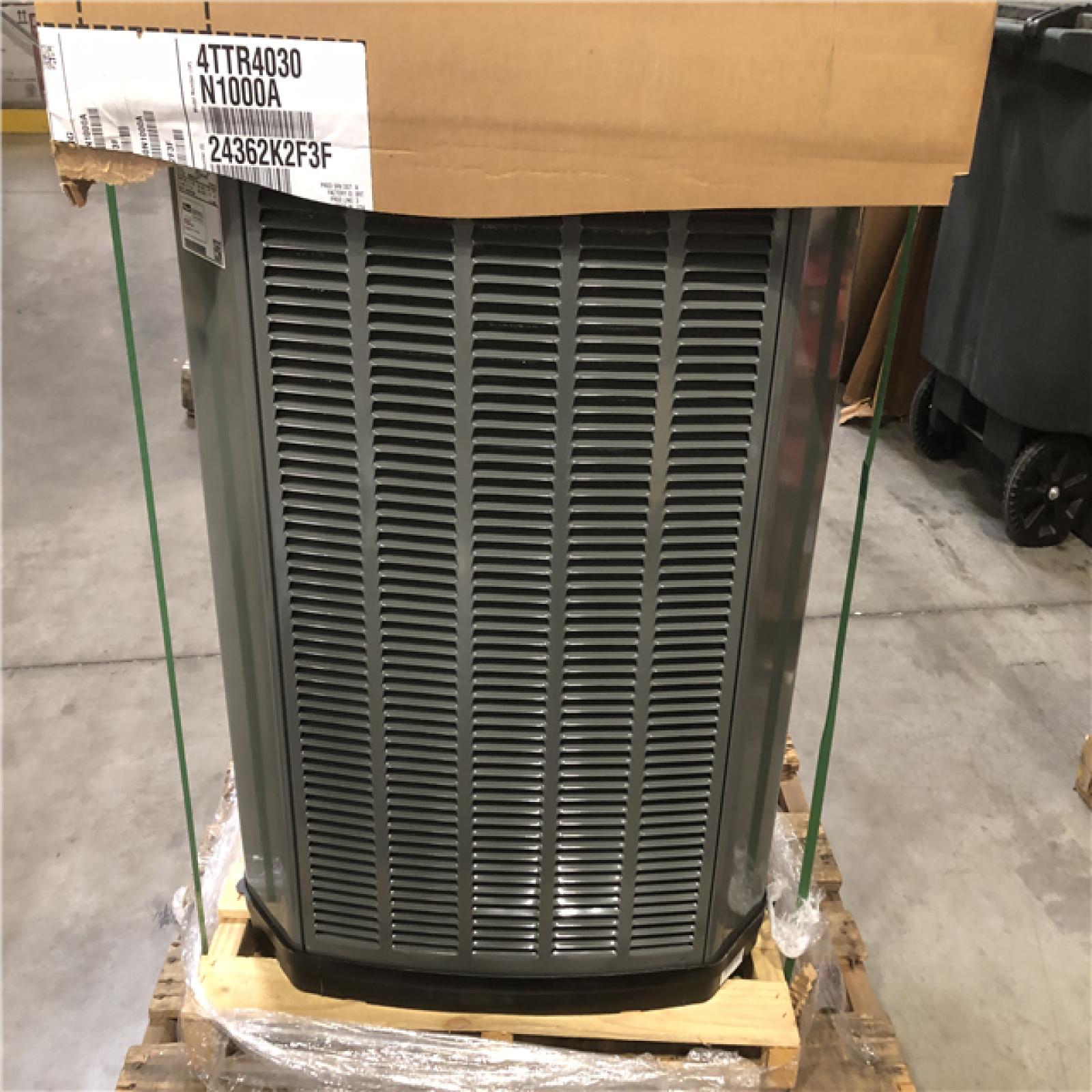 DALLAS LOCATION - Trane 2.5 Ton 14.3 SEER2 Condenser