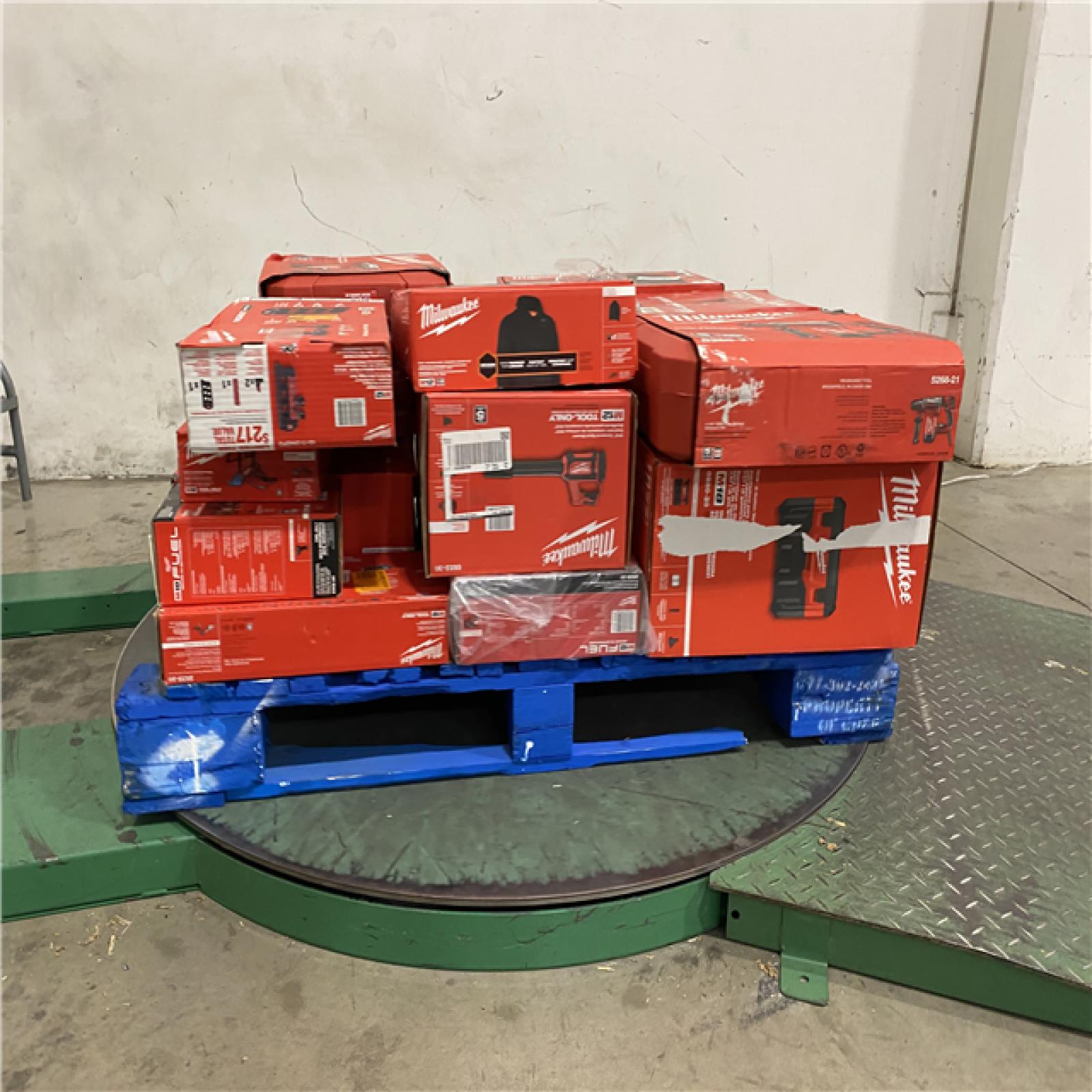 Dallas Location - As-Is MILWAUKEE Tool Pallet