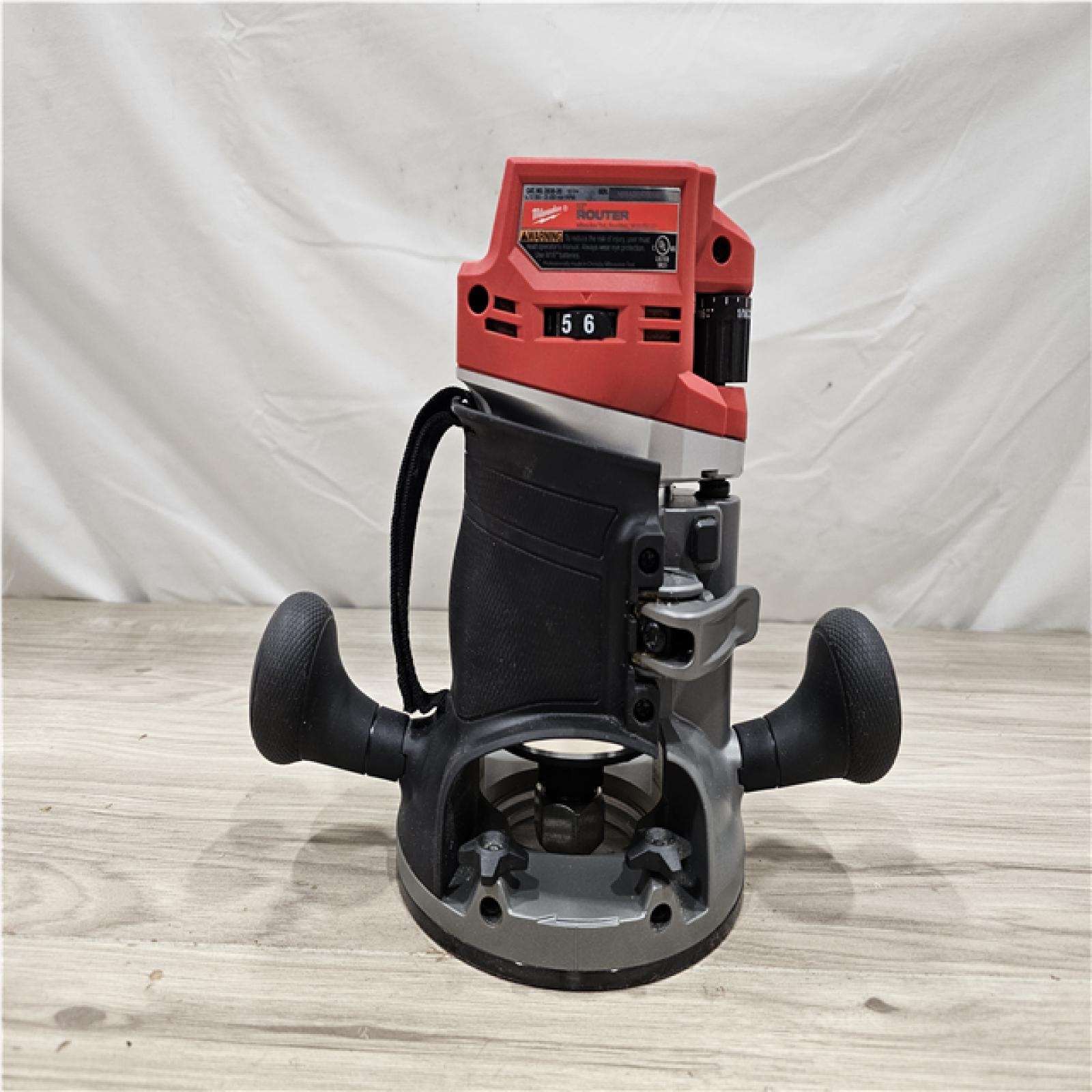AS-IS Milwaukee FUEL 18V Lithium-Ion Cordless Brushless 1/2 in. Router (Tool-Only)