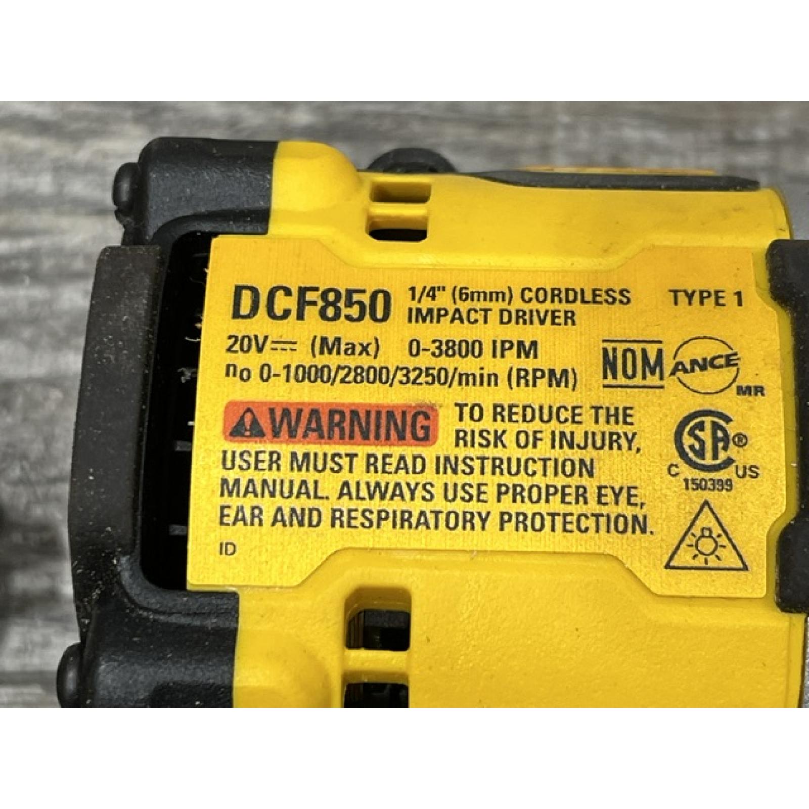 AS-IS DEWALT ATOMIC 20V MAX Lithium-Ion Cordless 2-Tool Combo Kit