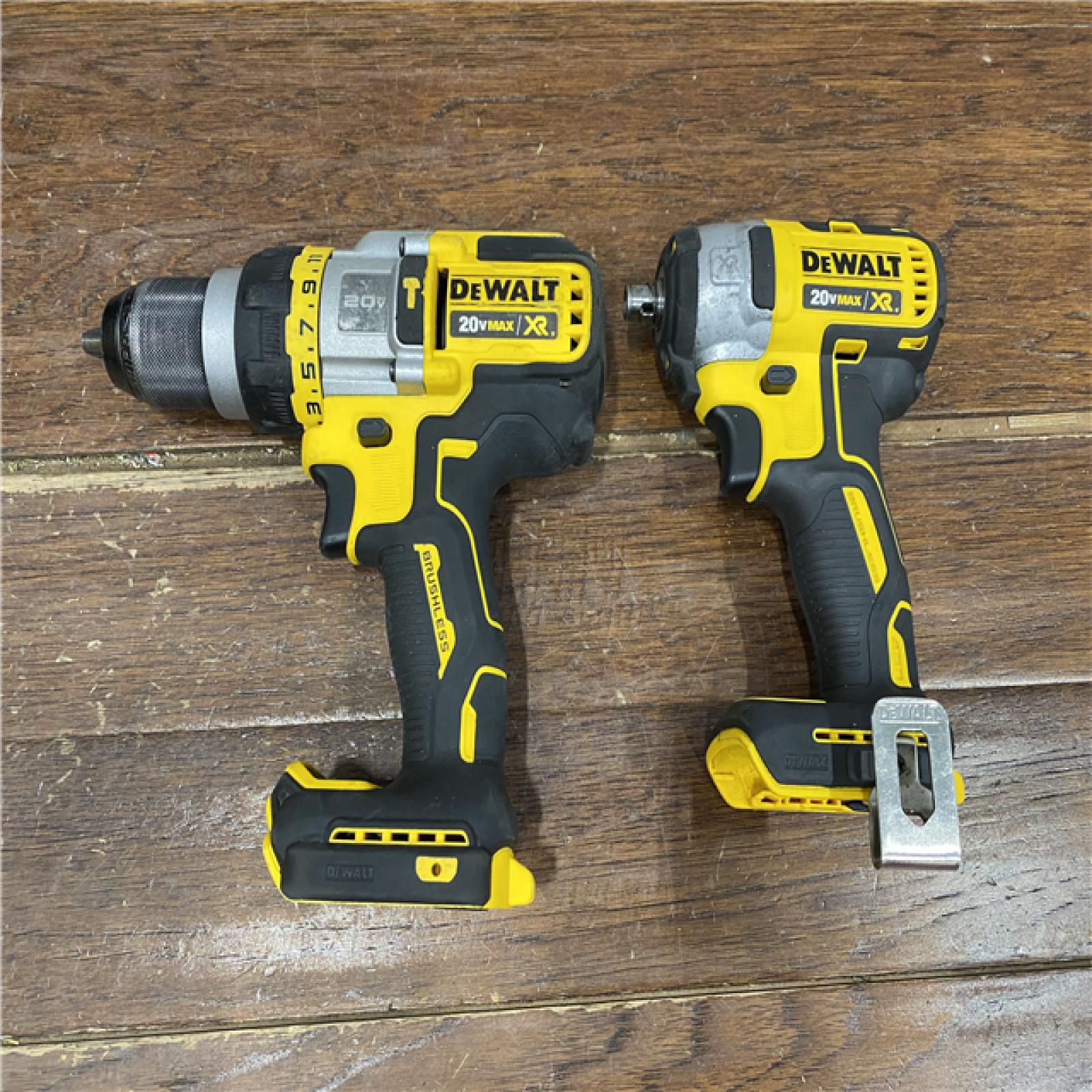 AS-IS DEWALT 20V MAX Cordless Brushless Hammer Drill/Driver 2 Tool Combo Kit with FLEXVOLT ADVANTAGE