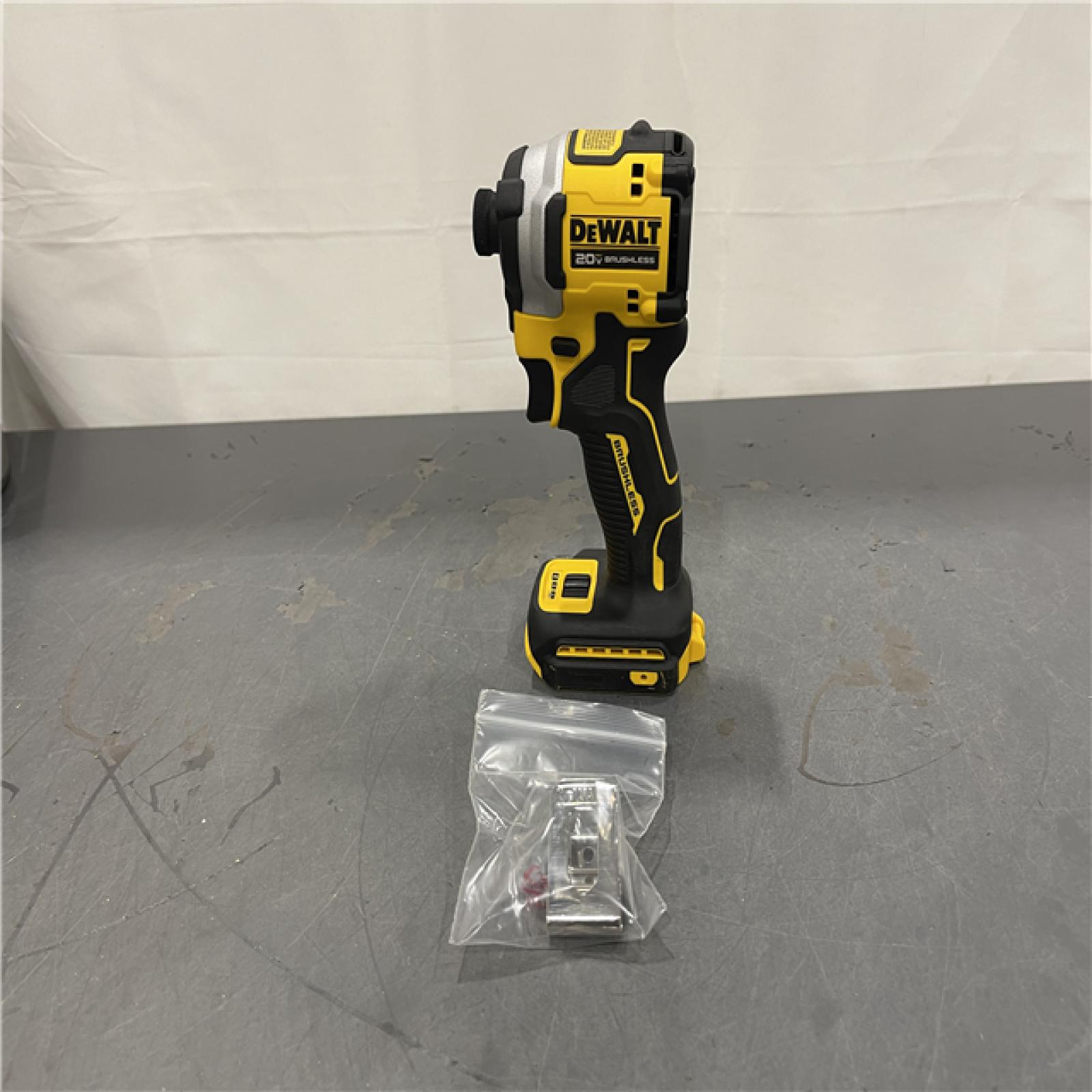 AS-IS - DeWalt 20V Cordless Brushless Compact 1/4 Impact Driver