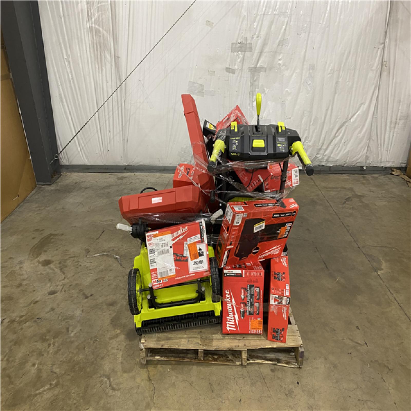 Houston Location AS IS - Tool Pallet