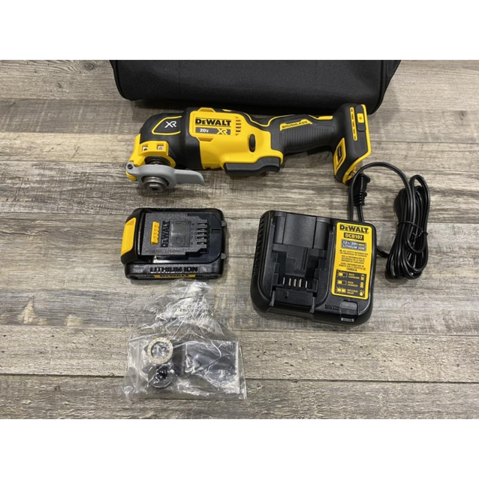 AS-IS DEWALT 20V MAX XR Cordless Brushless 3-Speed Oscillating Multi Tool Kit