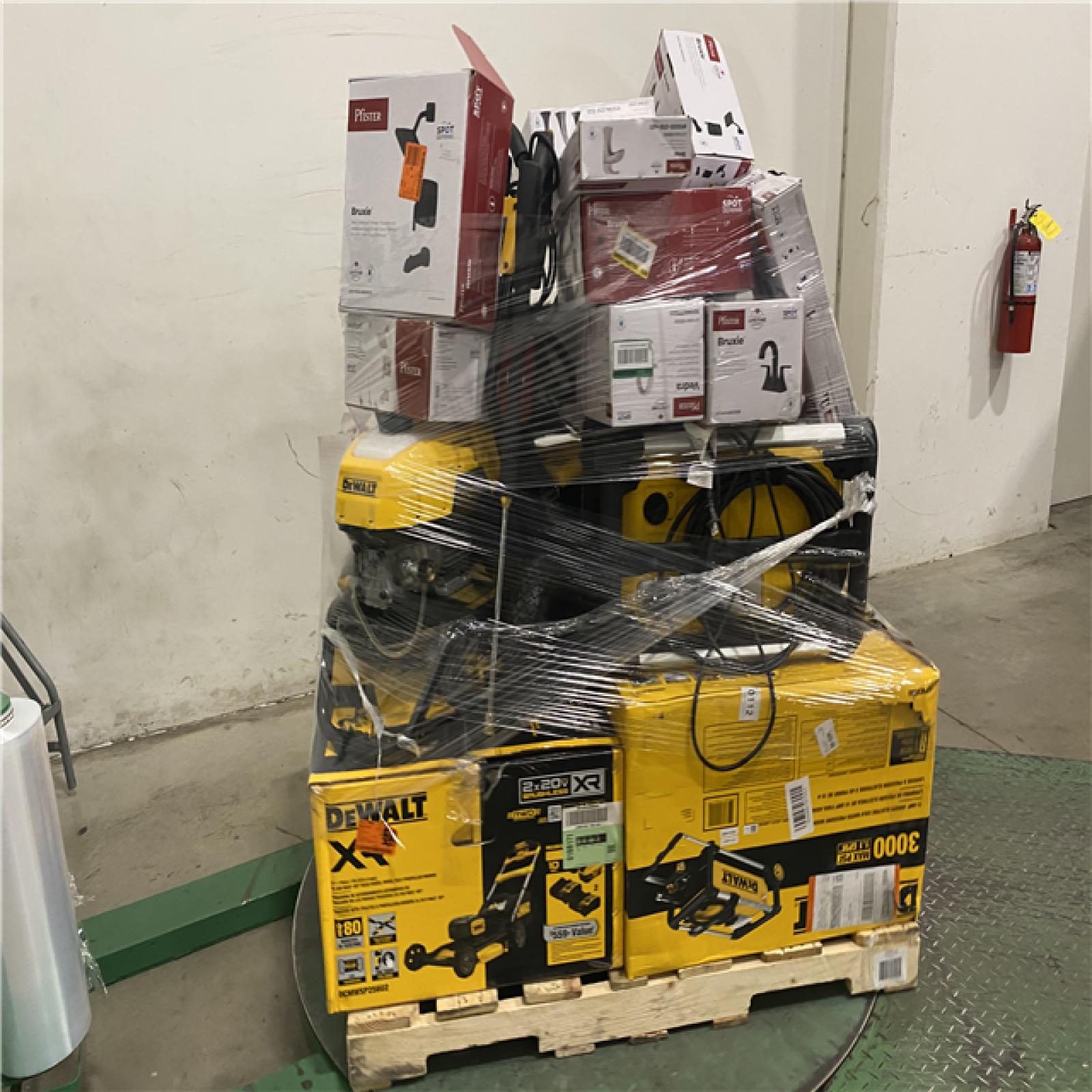 Dallas Location - As-Is Tool Pallet