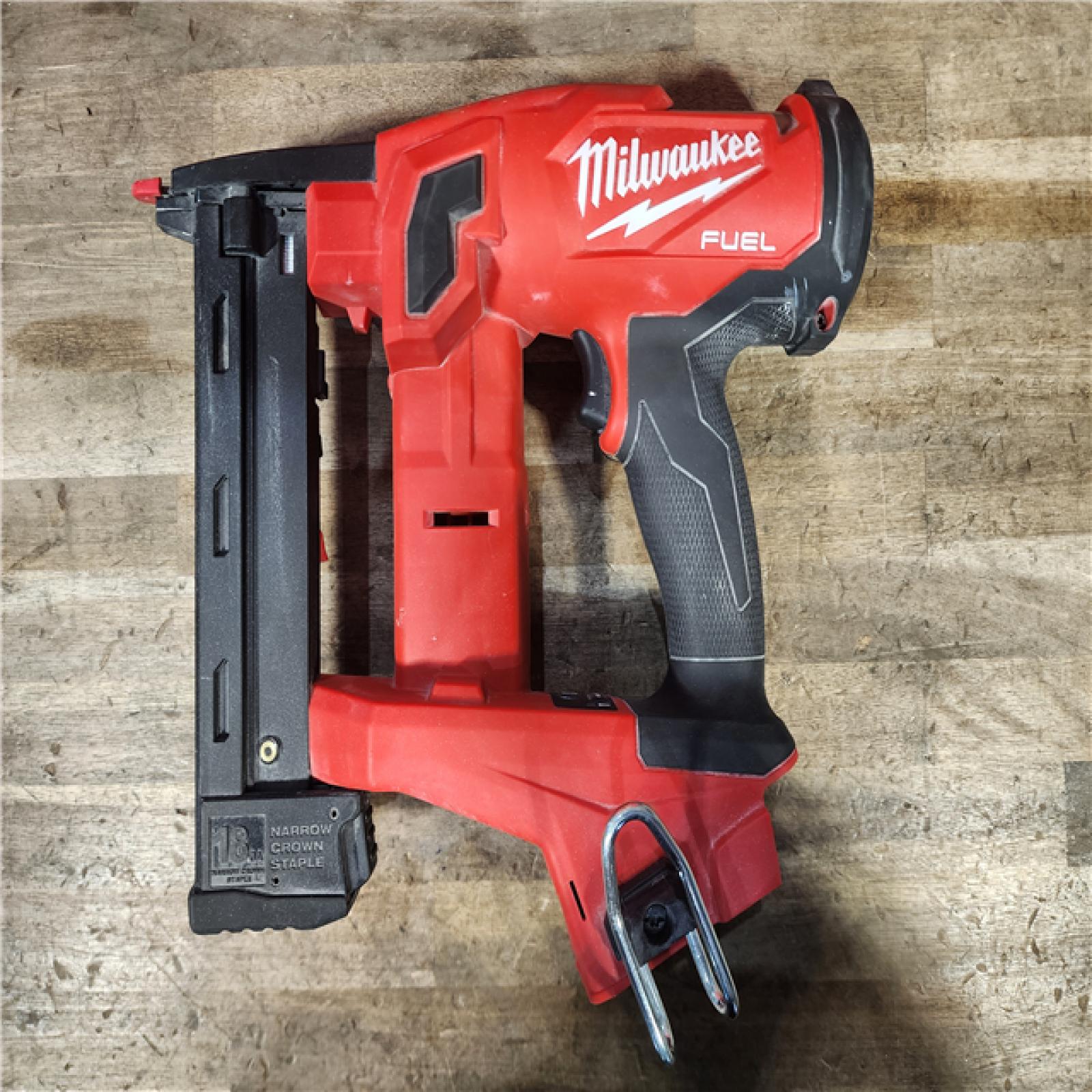 HOUSTON LOCATION - AS-IS MILWAUKEE FUEL 18V Cordless 18-Gauge 1/4 in. Narrow Crown Stapler (Tool-Only)