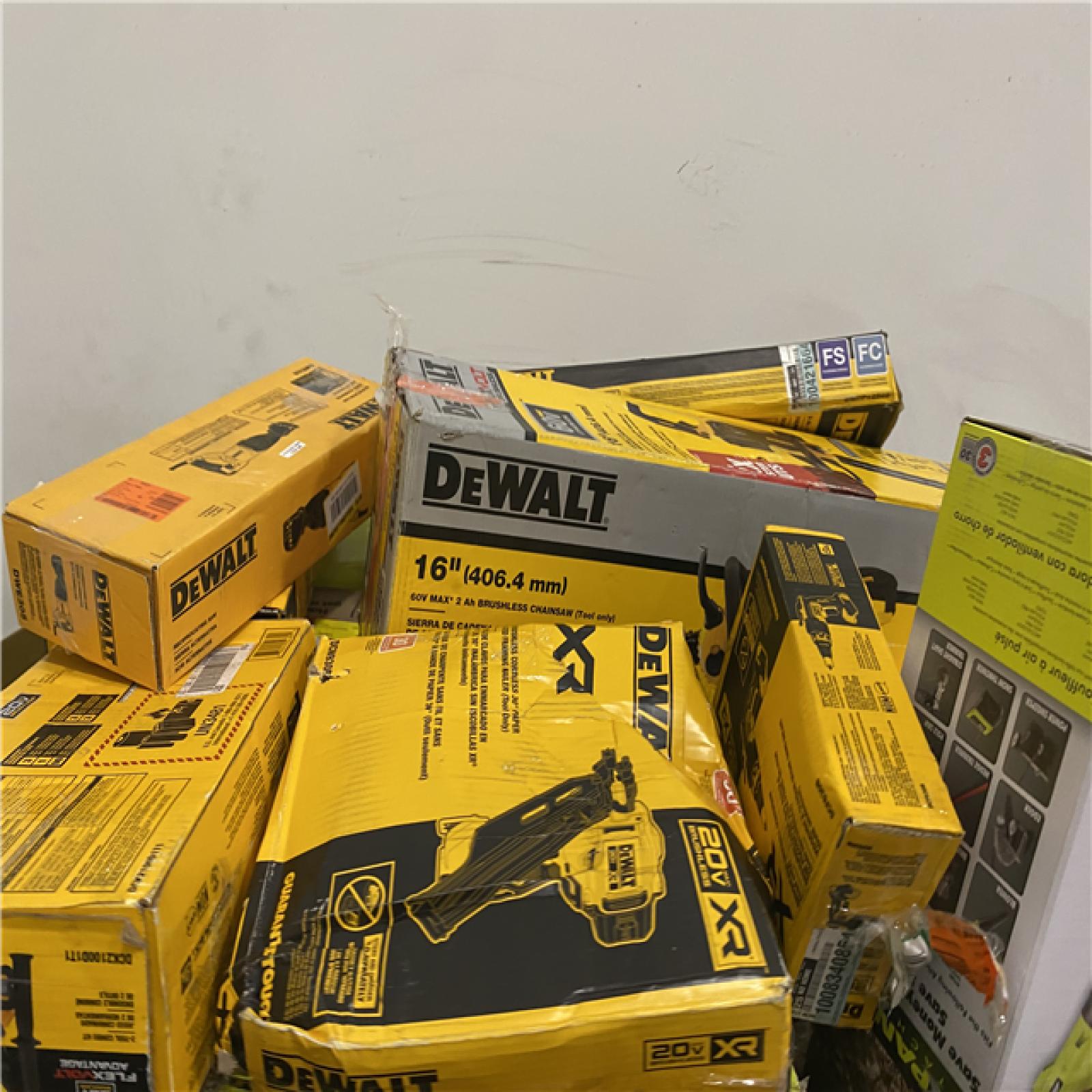 Dallas Location - As-Is Tool Pallet