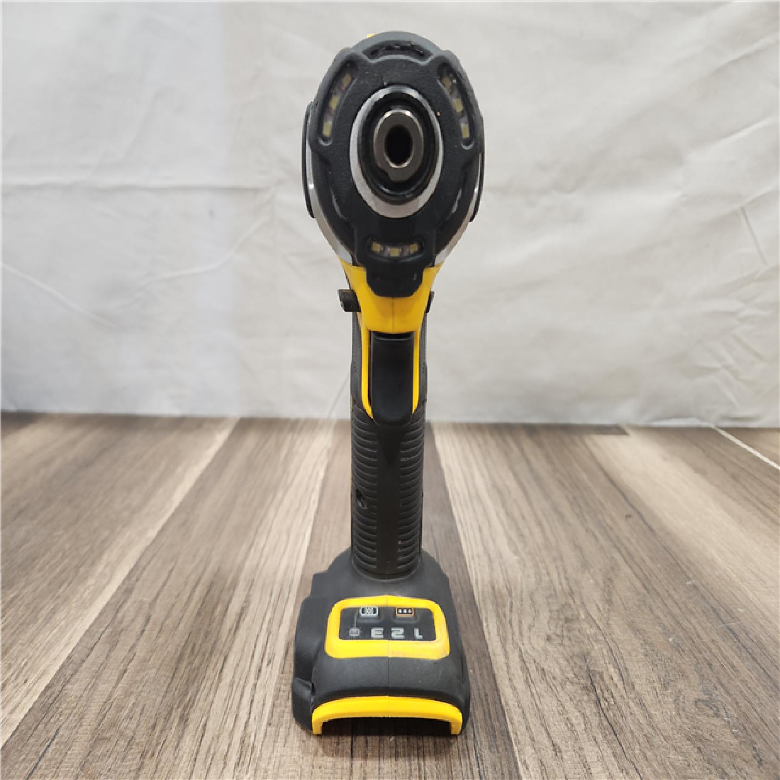 AS-IS- DeWalt 20V MAX XR 1/4 in. Cordless Brushless 3-Speed Impact Driver Kit (Battery & Charger)