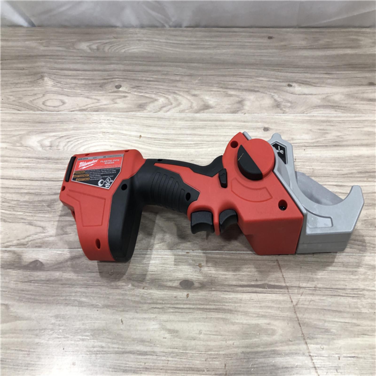 AS-IS Milwaukee 12-Volt Lithium-Ion Cordless PVC Pipe Shear (Tool-Only)