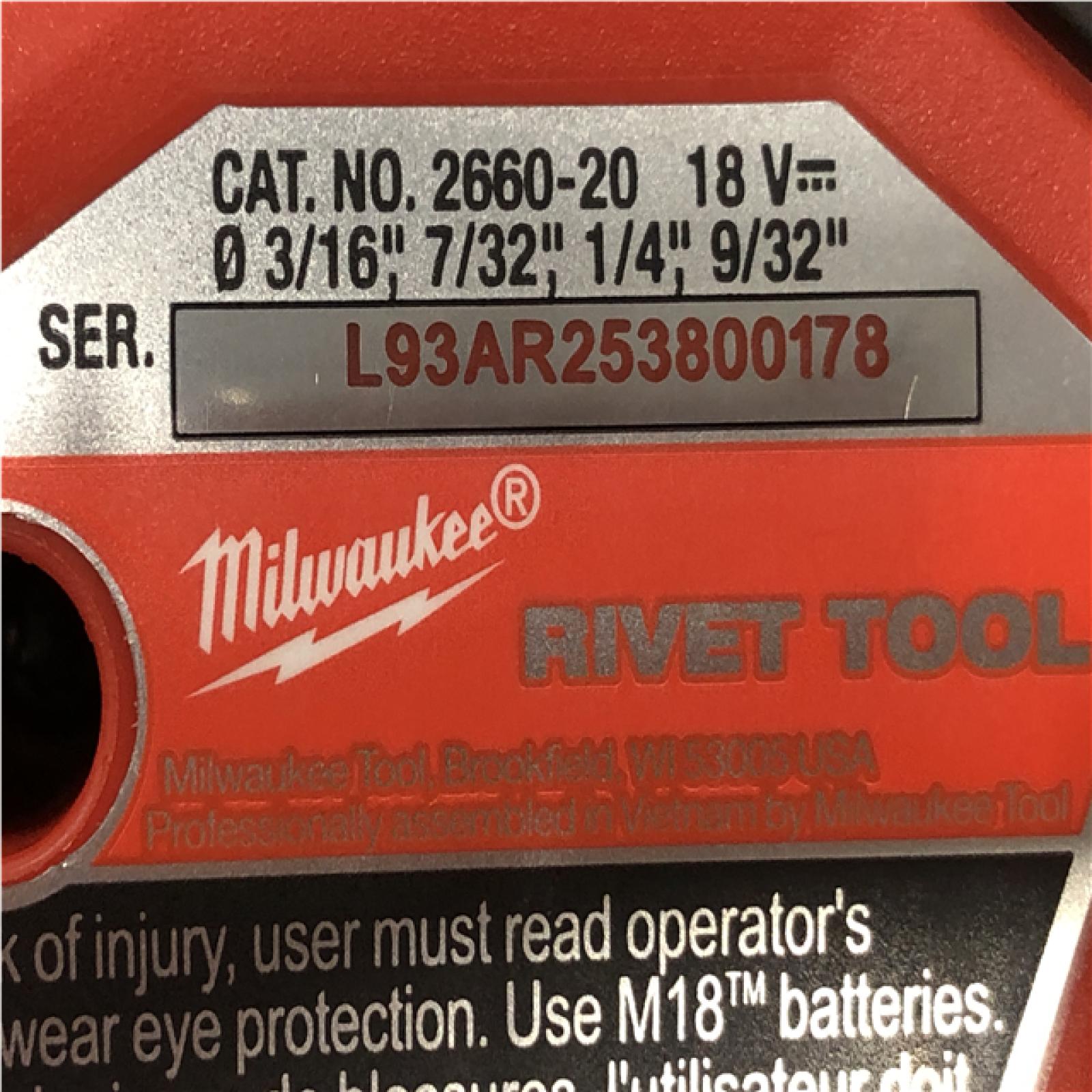 AS-IS Milwaukee M18 FUEL ONE-KEY 18-Volt Lithium-Ion Cordless Rivet Tool (Tool-Only)