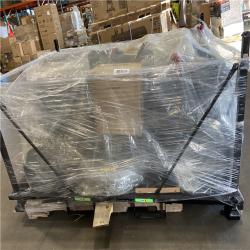 DALLAS LOCATION - Murray MT100 42 in. 13.5 HP 500cc E1350 Series Briggs and Stratton Engine 6-Speed Manual Gas Riding Lawn Tractor Mower