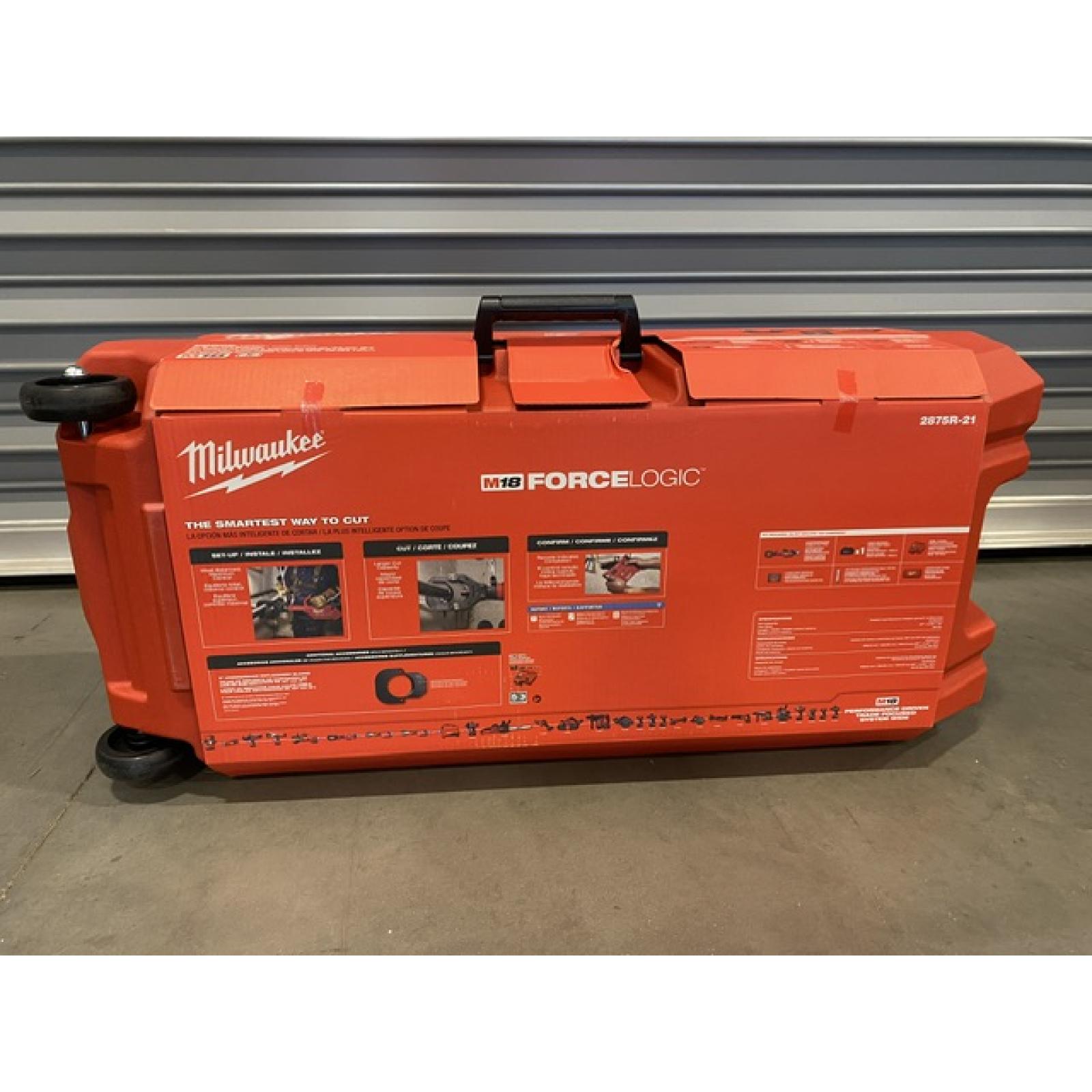 NEW - Milwaukee 18V Lithium-Ion Brushless Cordless FORCE LOGIC 5 in. Underground Cable Cutter w/Wireless Remote