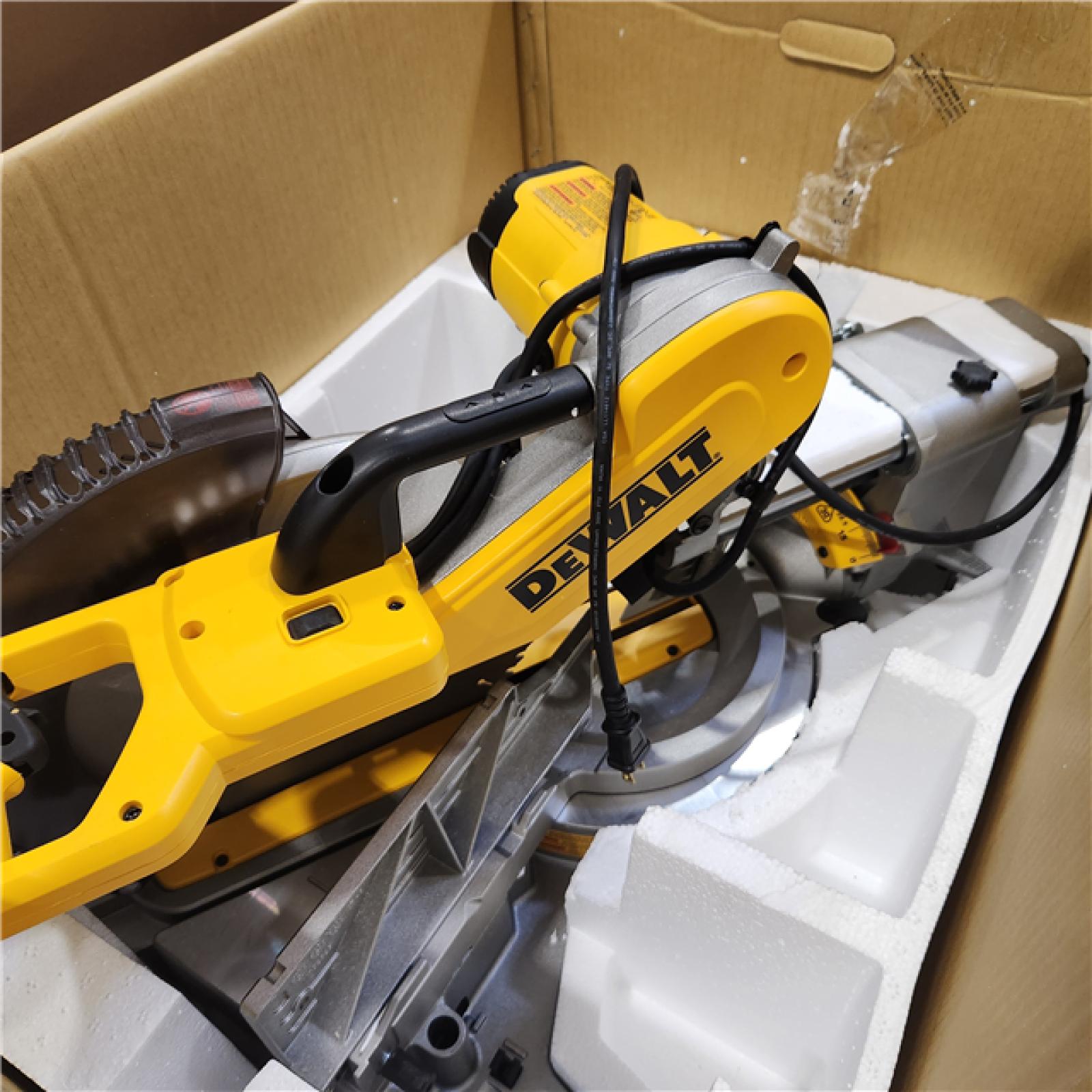 Like New-  DEWALT 12 Double Bevel Sliding Compound Miter Saw