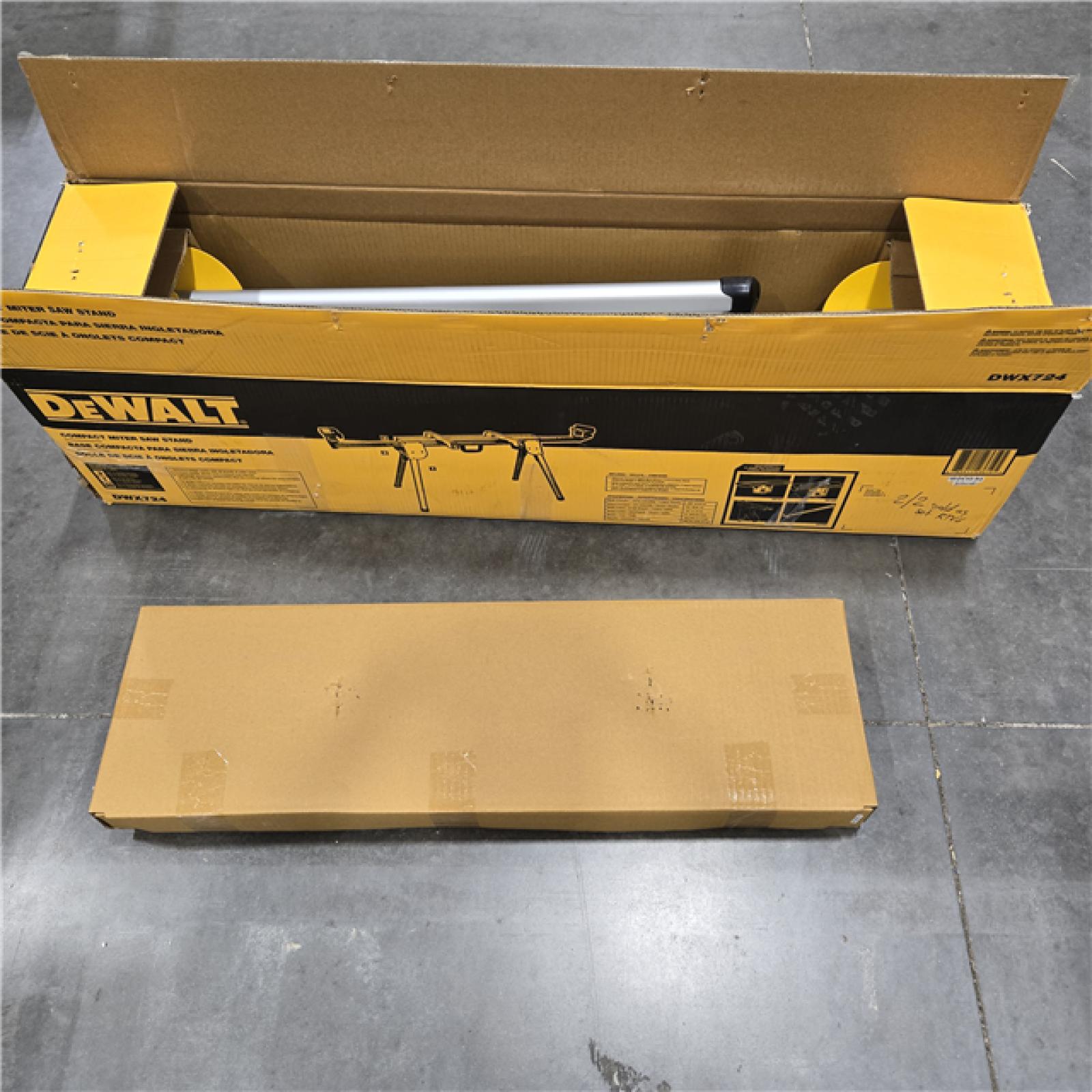 LIKE NEW! - Dewalt | Compact Miter Saw Stand