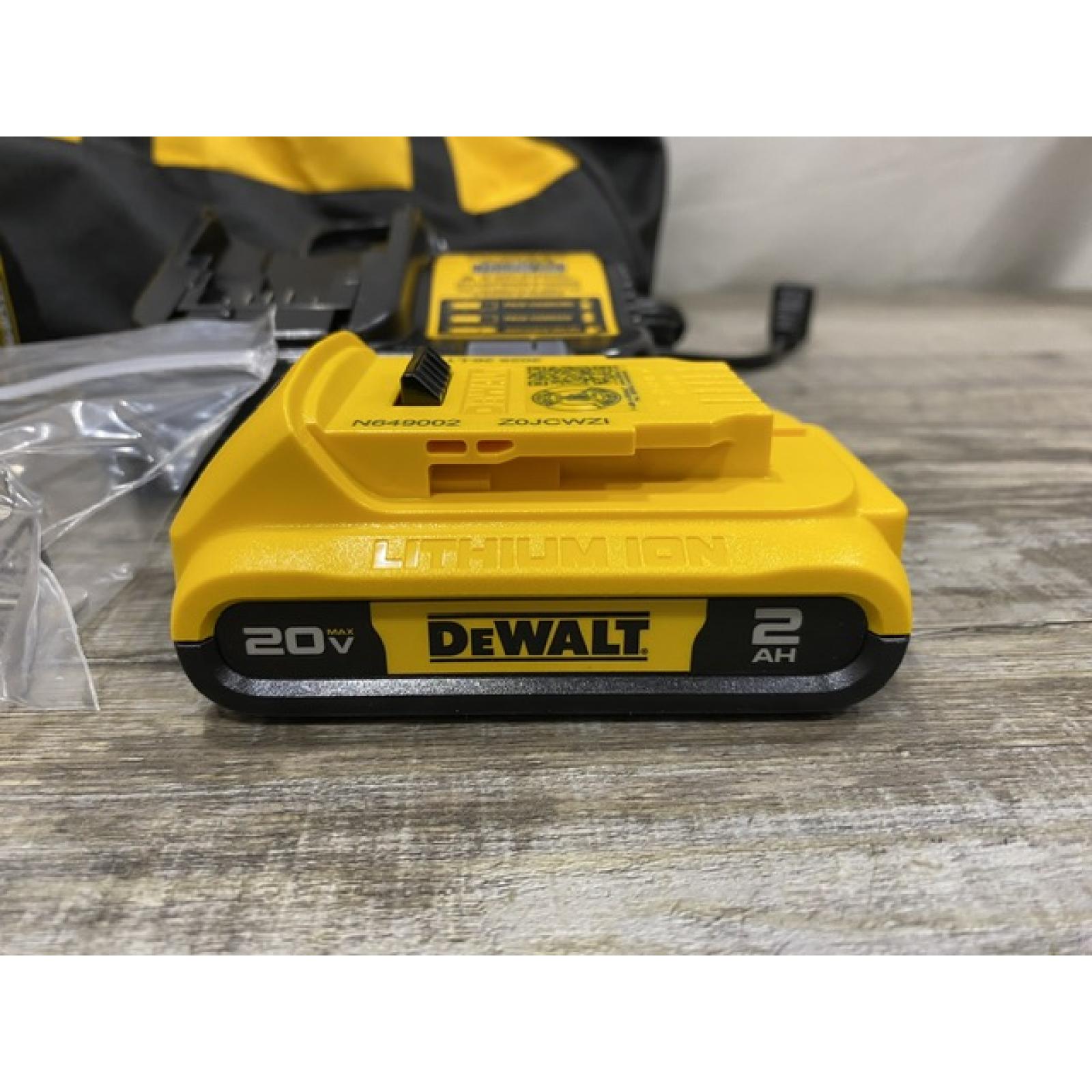 AS-IS DEWALT Atomic 20V Max Lithium-Ion Brushless Cordless Compact 1/4 in. Impact Driver Kit