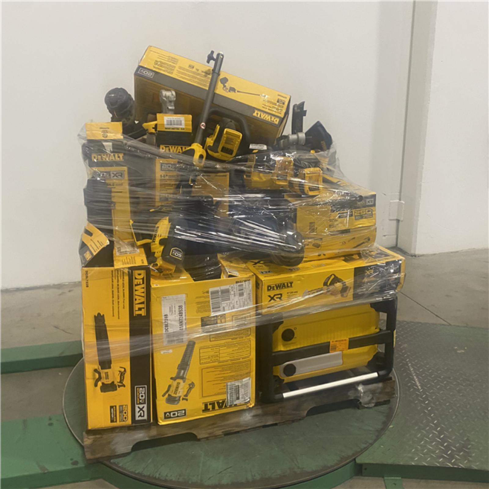 Dallas Location - As-Is DEWALT Tool Pallet