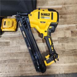 HOUSTON LOCATION - AS - IS DEWALT 20V MAX XR Lithium-Ion Cordless 2-1/2 in. 15-Gauge Finish Nailer Kit