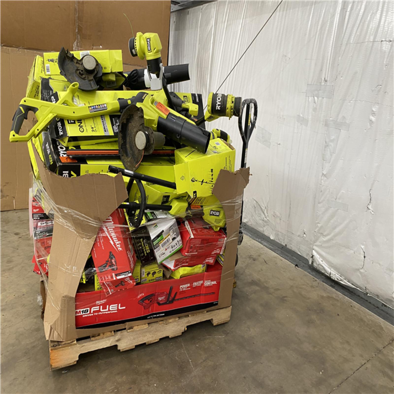 Houston Location AS IS - Tool Pallet