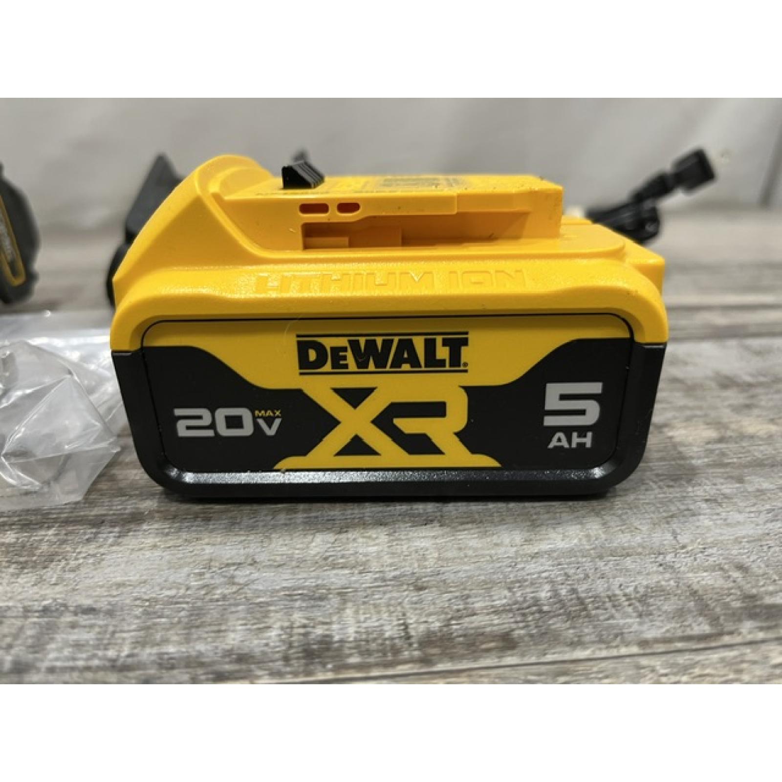 AS-IS DEWALT ATOMIC 20V Lithium-Ion Cordless 1/2 in. Hammer Drill Kit