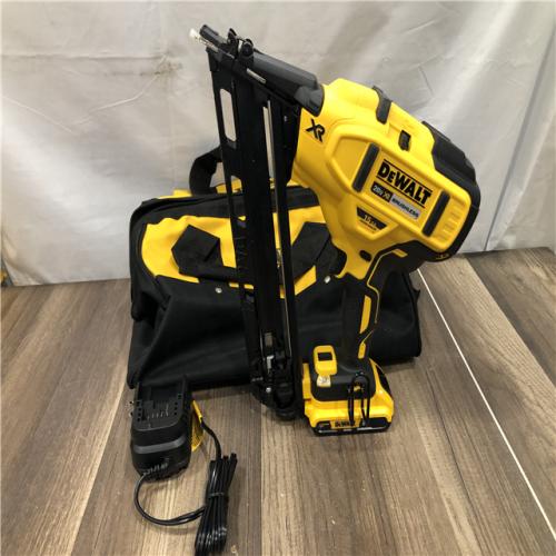 AS-IS DEWALT 20V MAX XR Lithium-Ion Cordless 2-1/2 in. 15-Gauge Finish Nailer Kit