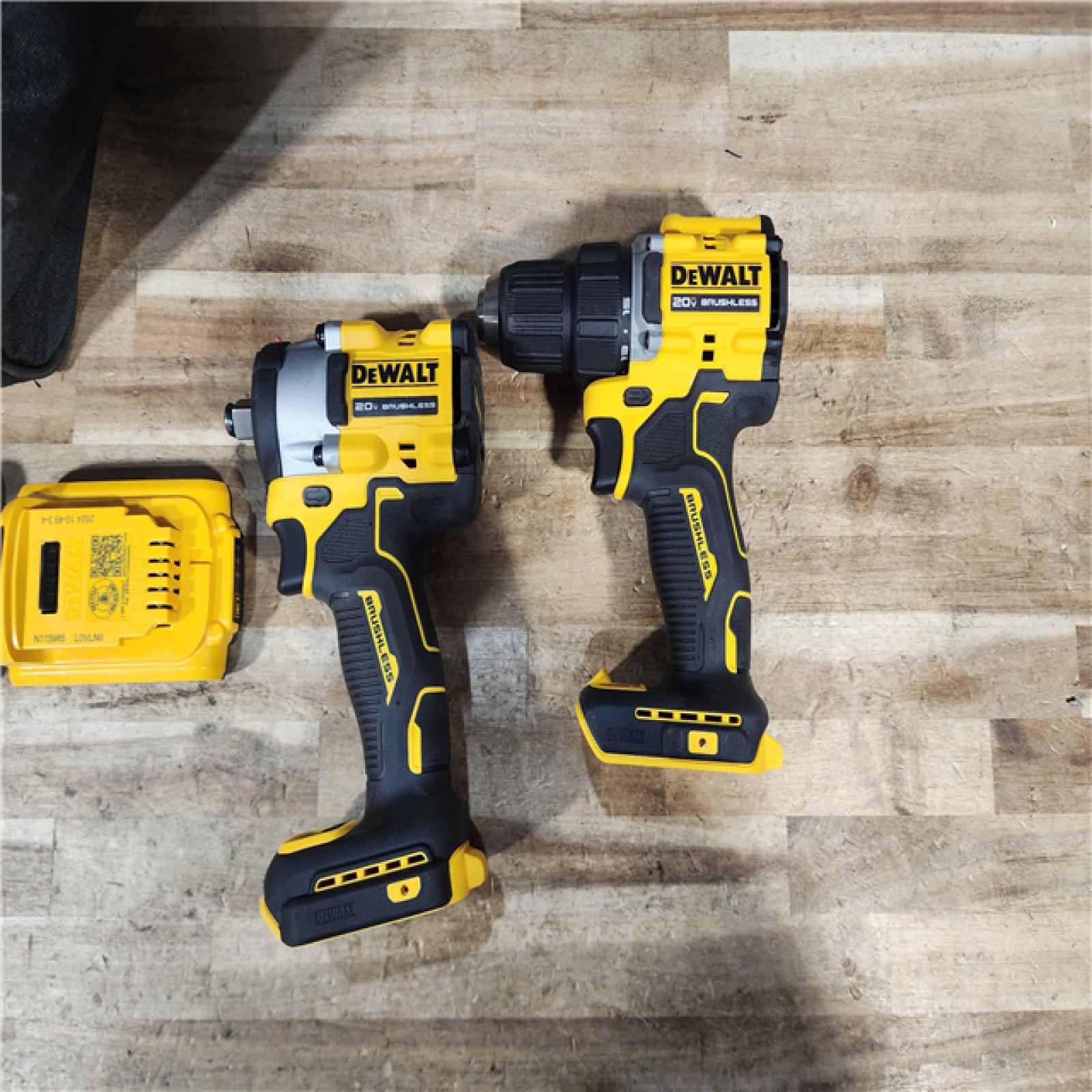 HOUSTON LOCATION - AS - IS DEWALT 2 TOOL COMBO KIT W/ (2) BATTERY & CHARGER
