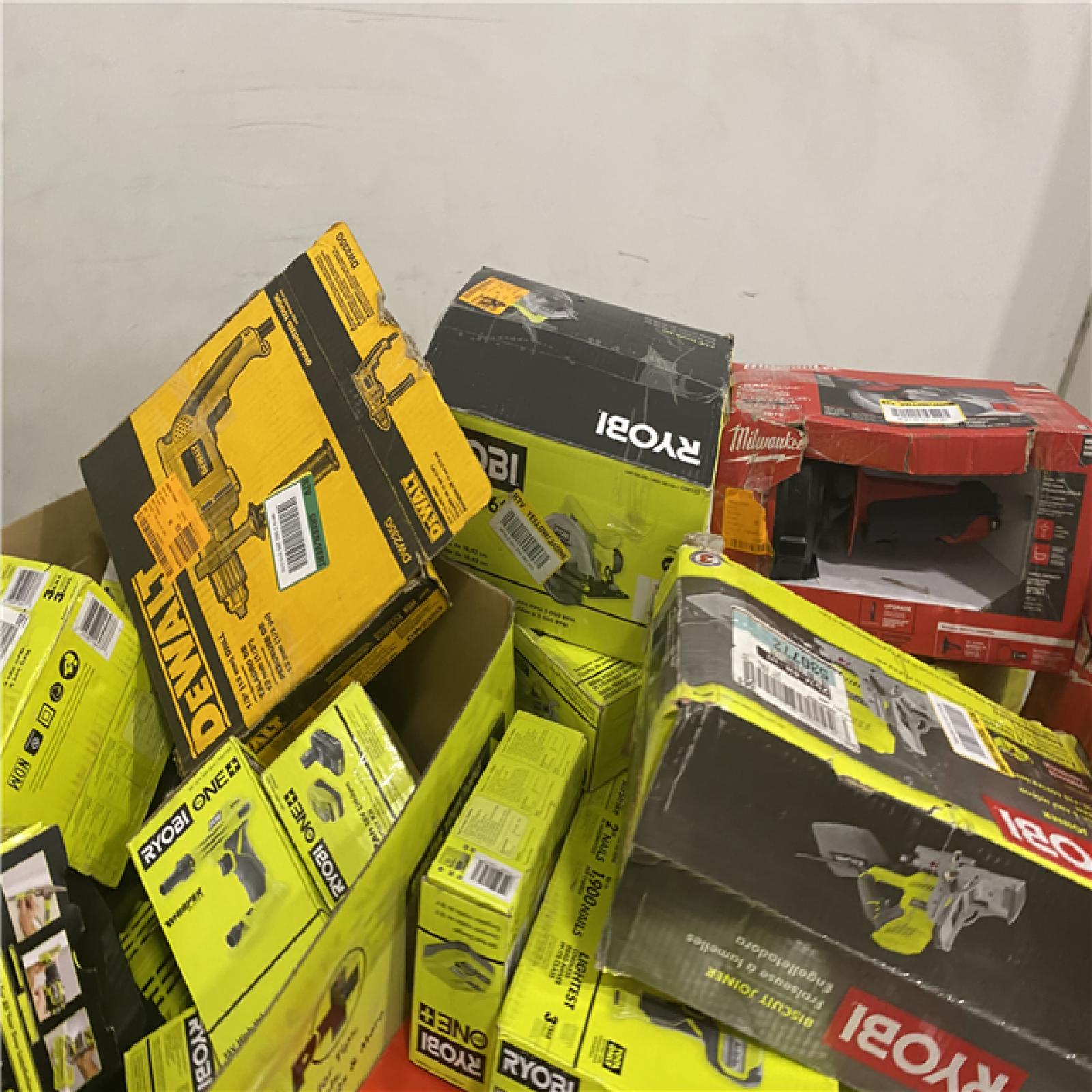 Dallas Location - As-Is Tool Pallet