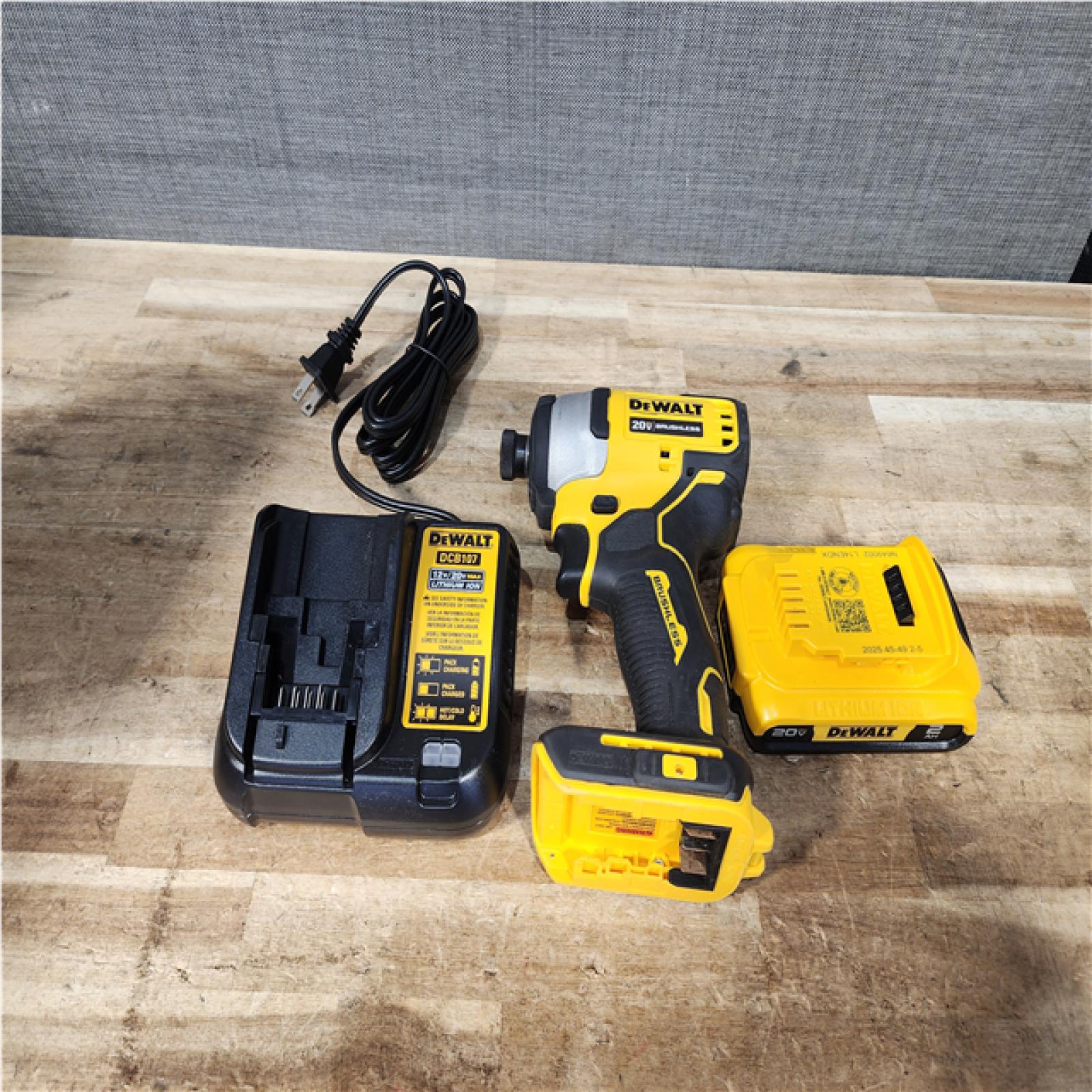 Houston Location AS-IS DEWALT Atomic 20V Max Lithium-Ion Brushless Cordless Compact 1/4 in. Impact Driver Kit