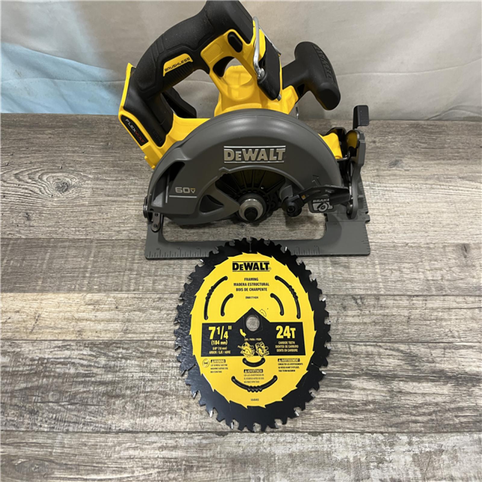 AS-IS DEWALT FLEXVOLT 60V MAX Cordless Brushless 7-1/4 in. Circular Saw with Brake (Tool Only)