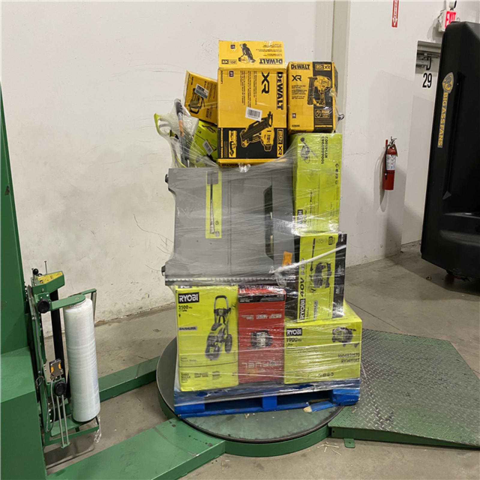 Dallas Location - As-Is Tool Pallet