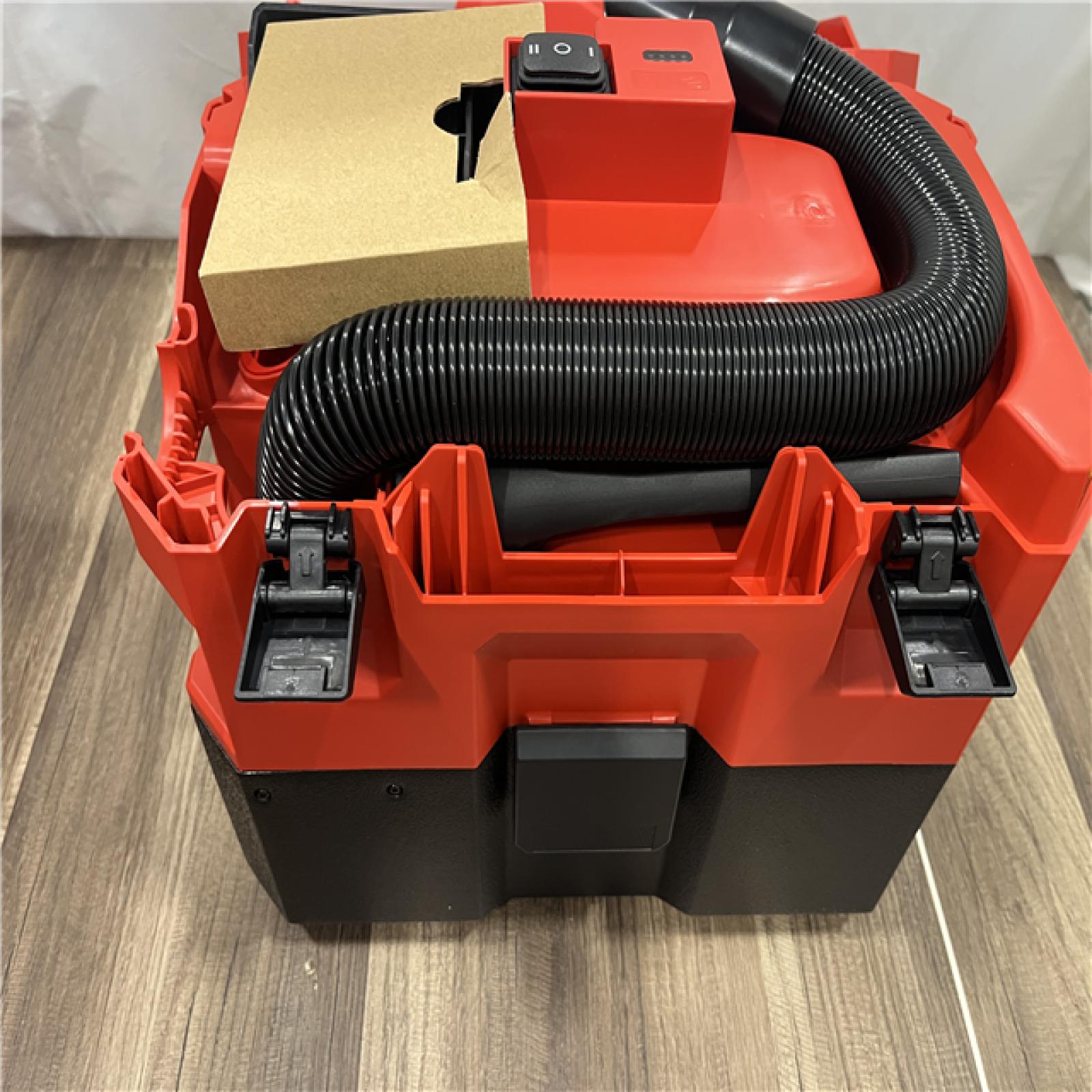 GOOD Milwaukee M12 Cordless Shop Vacuum - Tool Only