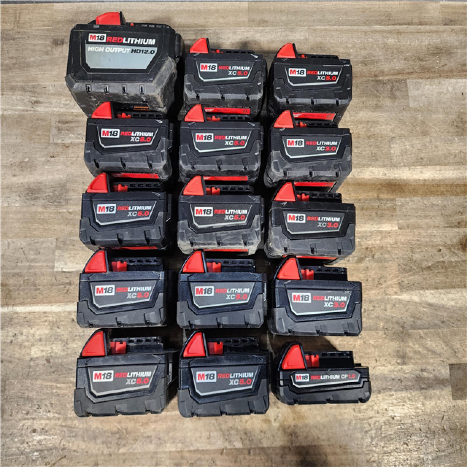 HOUSTON LOCATION - AS-IS MILWAUKEE BATTERY PACK QTY - 15