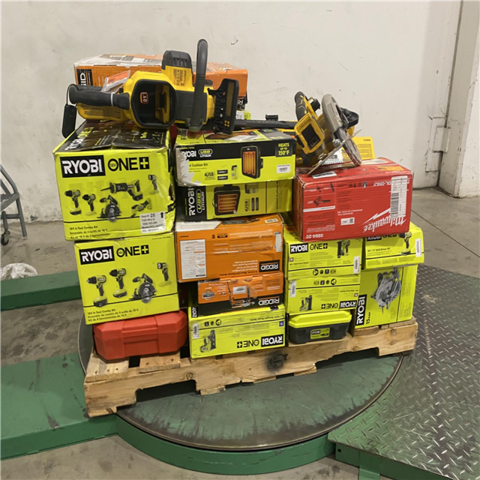 Dallas Location - As-Is Tool Pallet