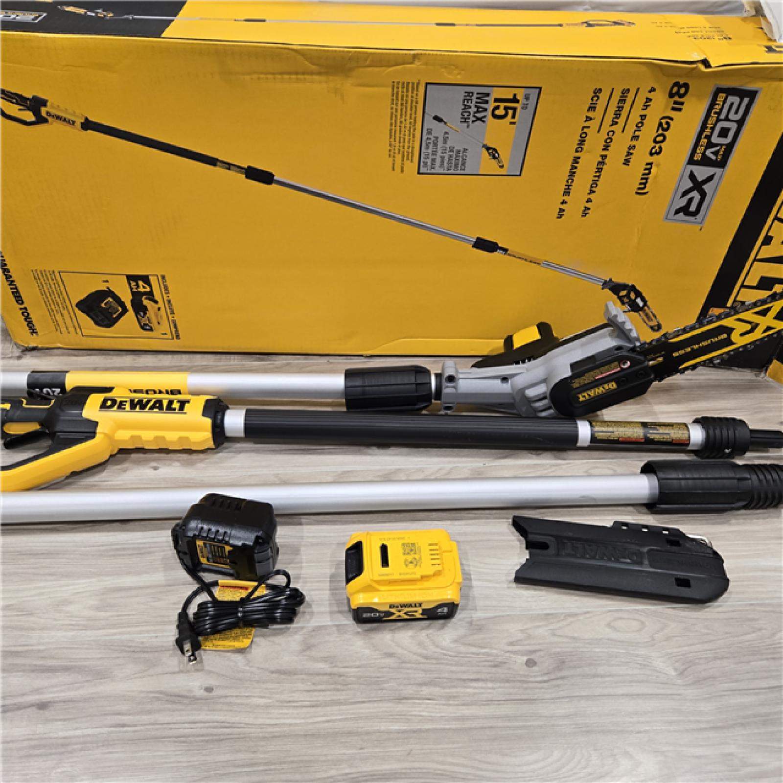 LIKE NEW! -  DEWALT  20V MAX 8in. Cordless Battery Powered Pole Saw Kit with (1) 4Ah Battery, Charger & Sheath