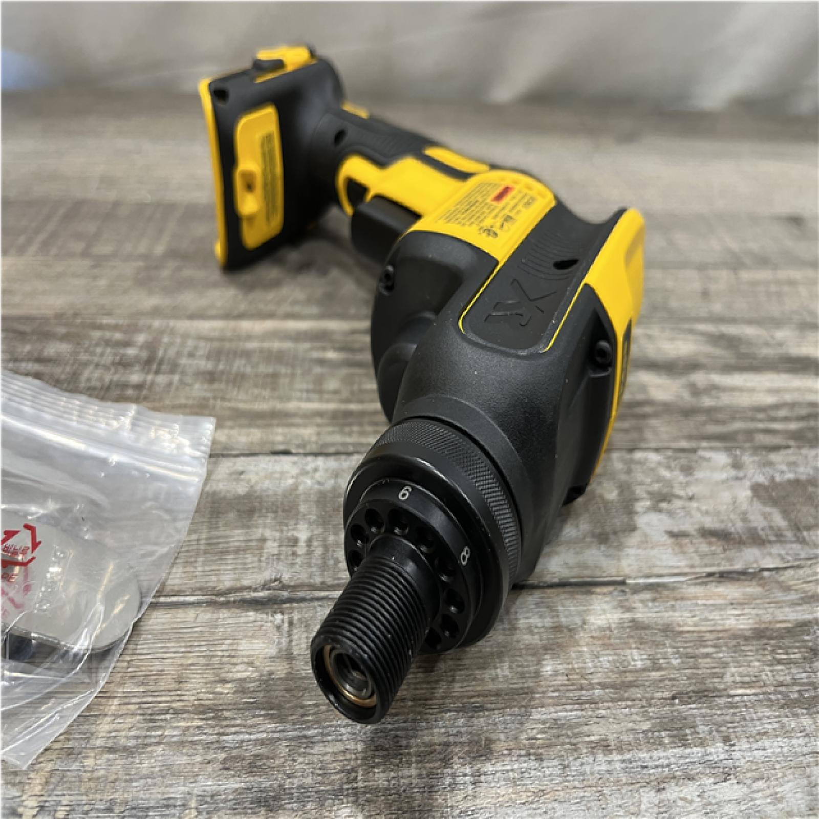 AS-IS DEWALT 20V MAX XR Cordless Brushless Drywall Screw Gun Threaded Clutch Housing (Tool Only)
