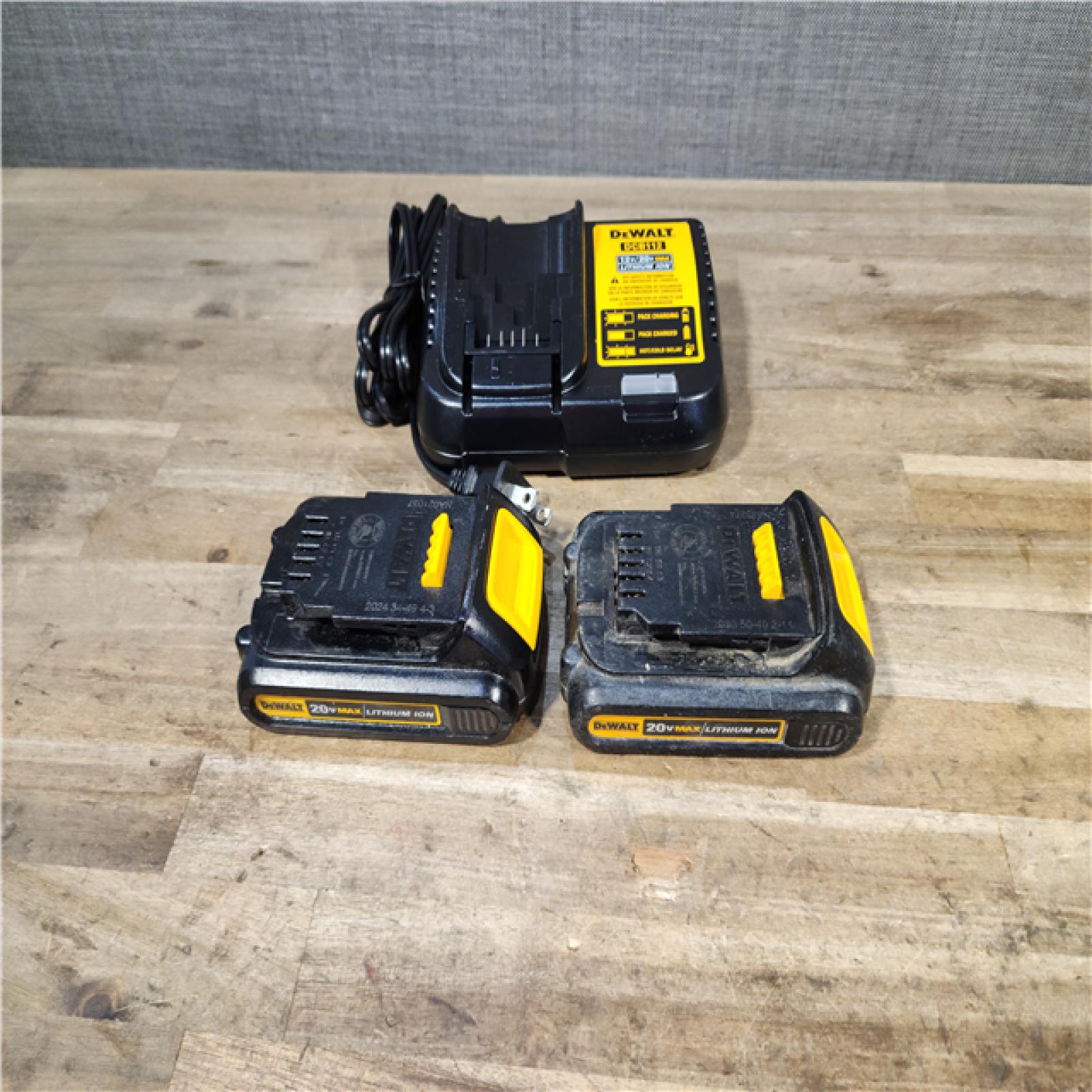 HOUSTON LOCATION - AS-IS DEWALT 2 TOOL COMBO KIT W/ (2) BATTERY & CHARGER
