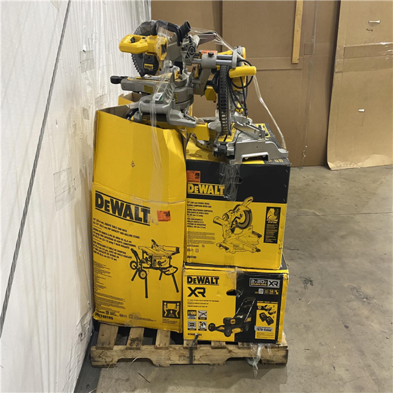 Houston Location AS IS - Tool Pallet