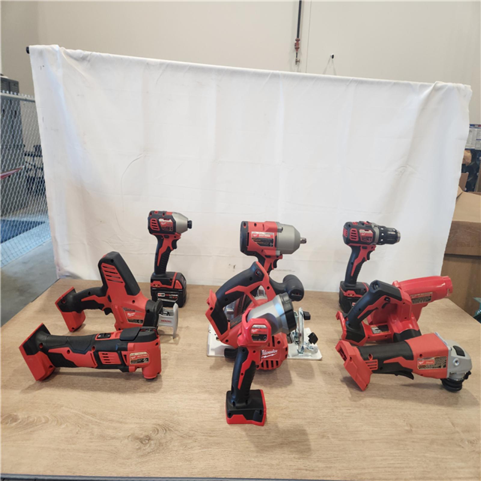 AS-IS- Milwaukee 18-Volt Lithium-Ion Cordless (9-Tool) Combo Kit