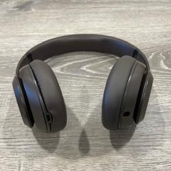 AS-IS Beats Studio Pro Wireless - Brown
