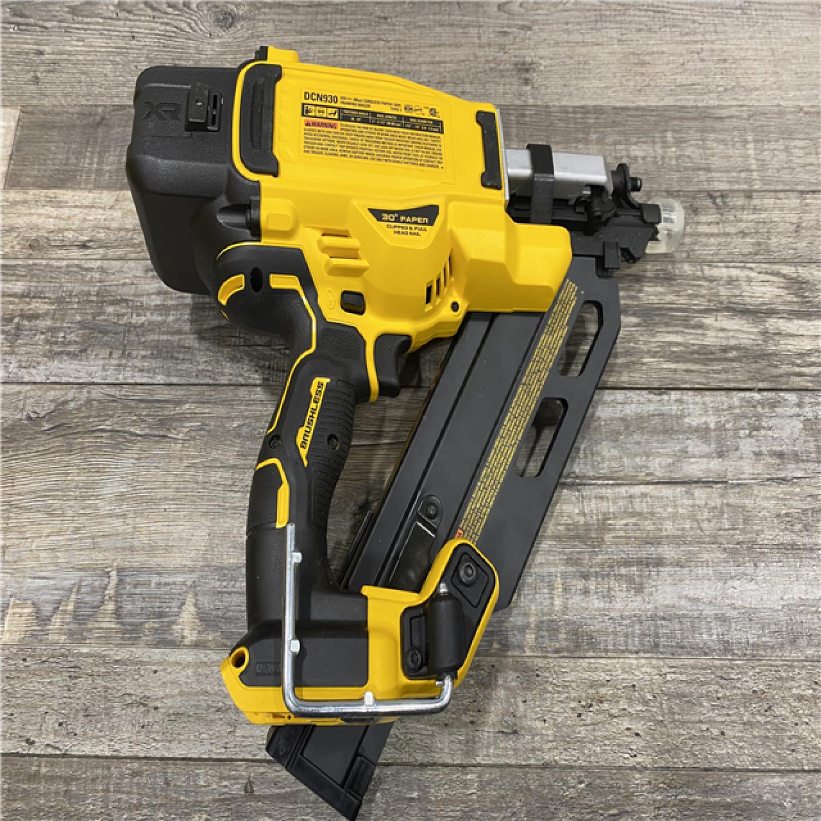 AS-IS DEWALT 20V 30 Degree Cordless Framing Nailer (Tool-Only)