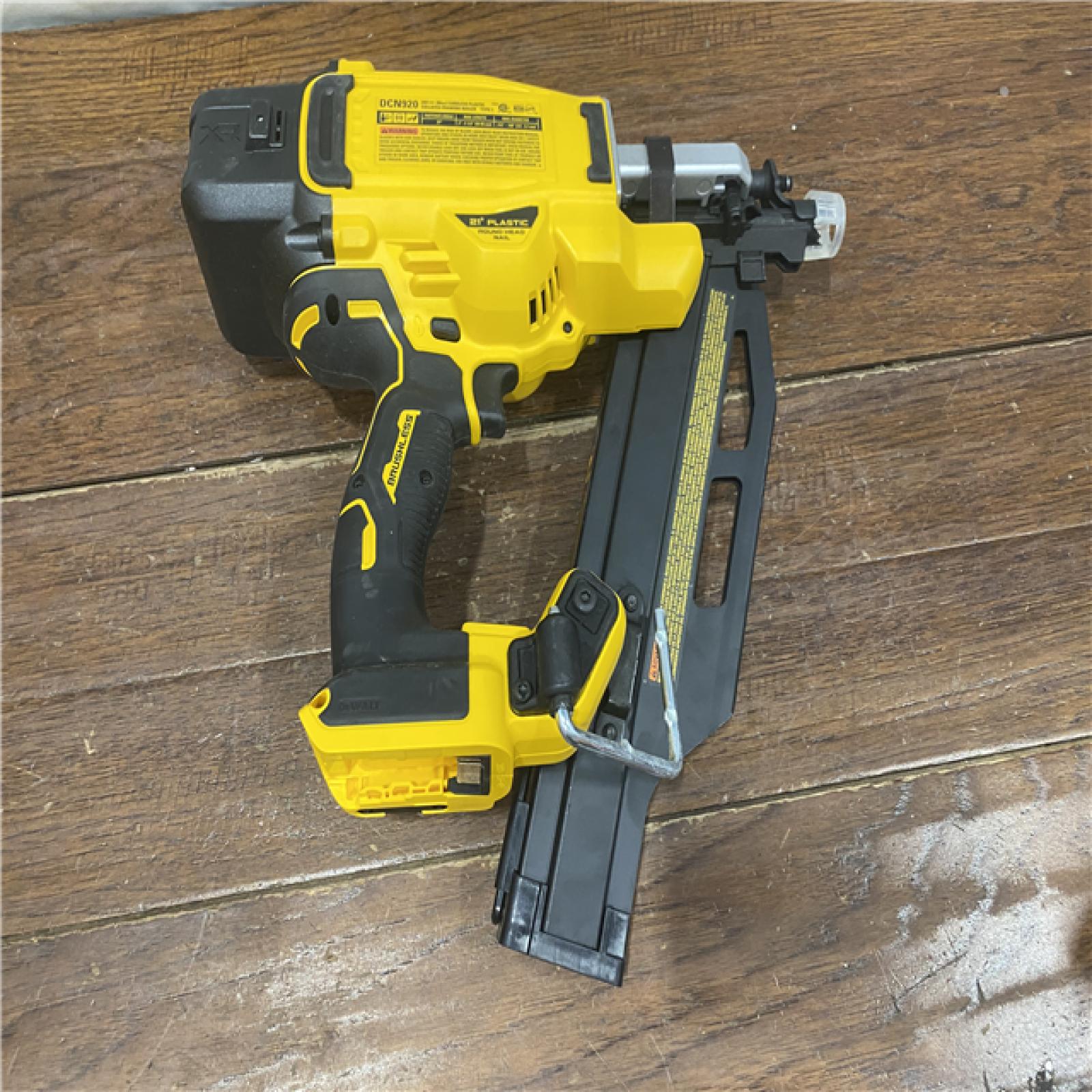 AS-IS DEWALT 20-Volt 21° Cordless Framing Nailer (Tool-Only)