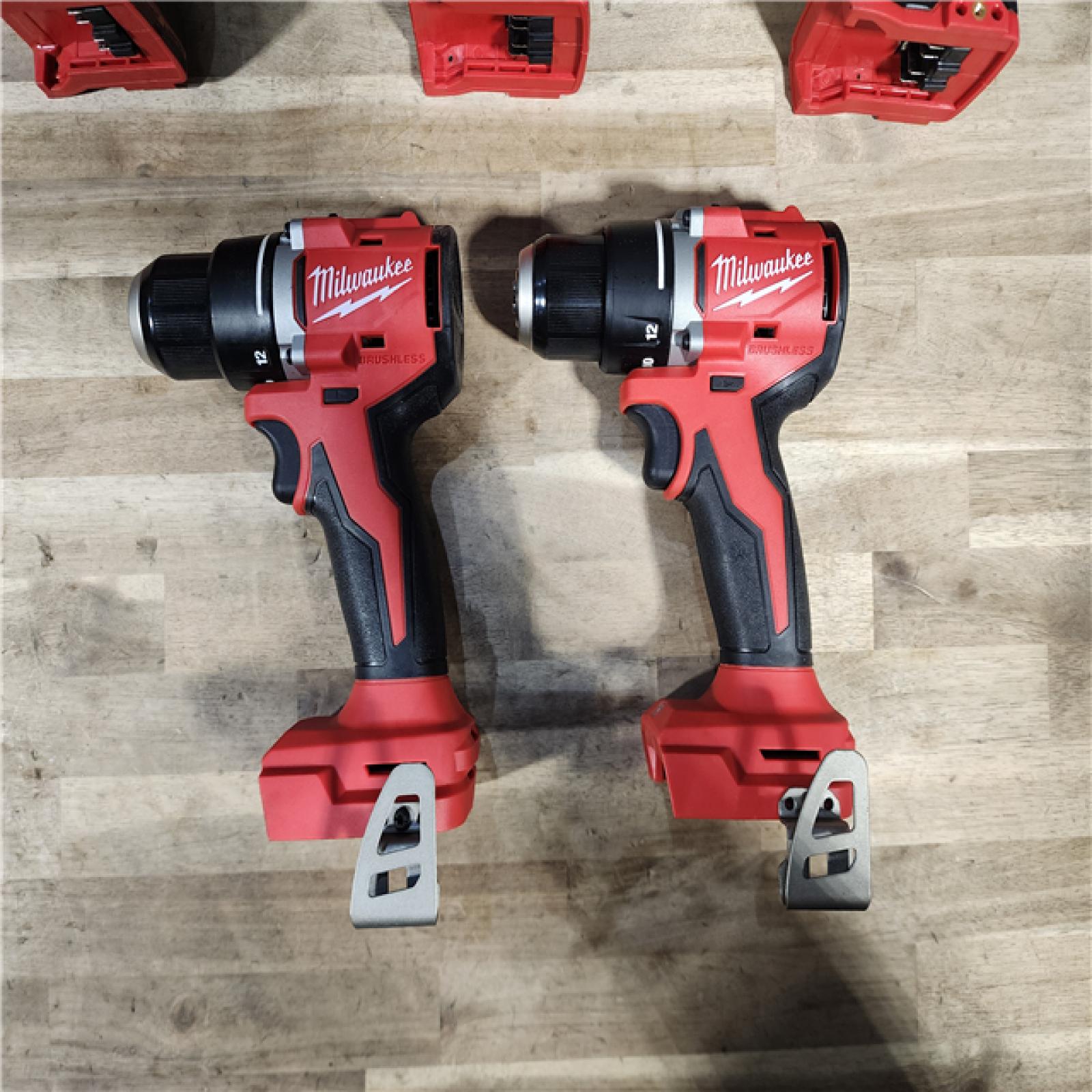 HOUSTON LOCATION - AS-IS Milwaukee 5 Tool Combo Kit W/ (2) Battery & Charger