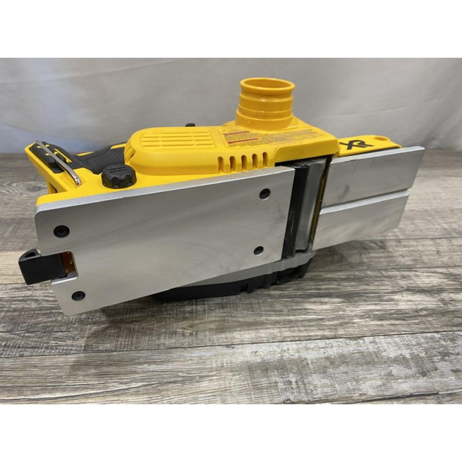 AS-IS DEWALT 20V MAX XR Cordless Brushless 3-1/4 in. Planer (Tool Only)