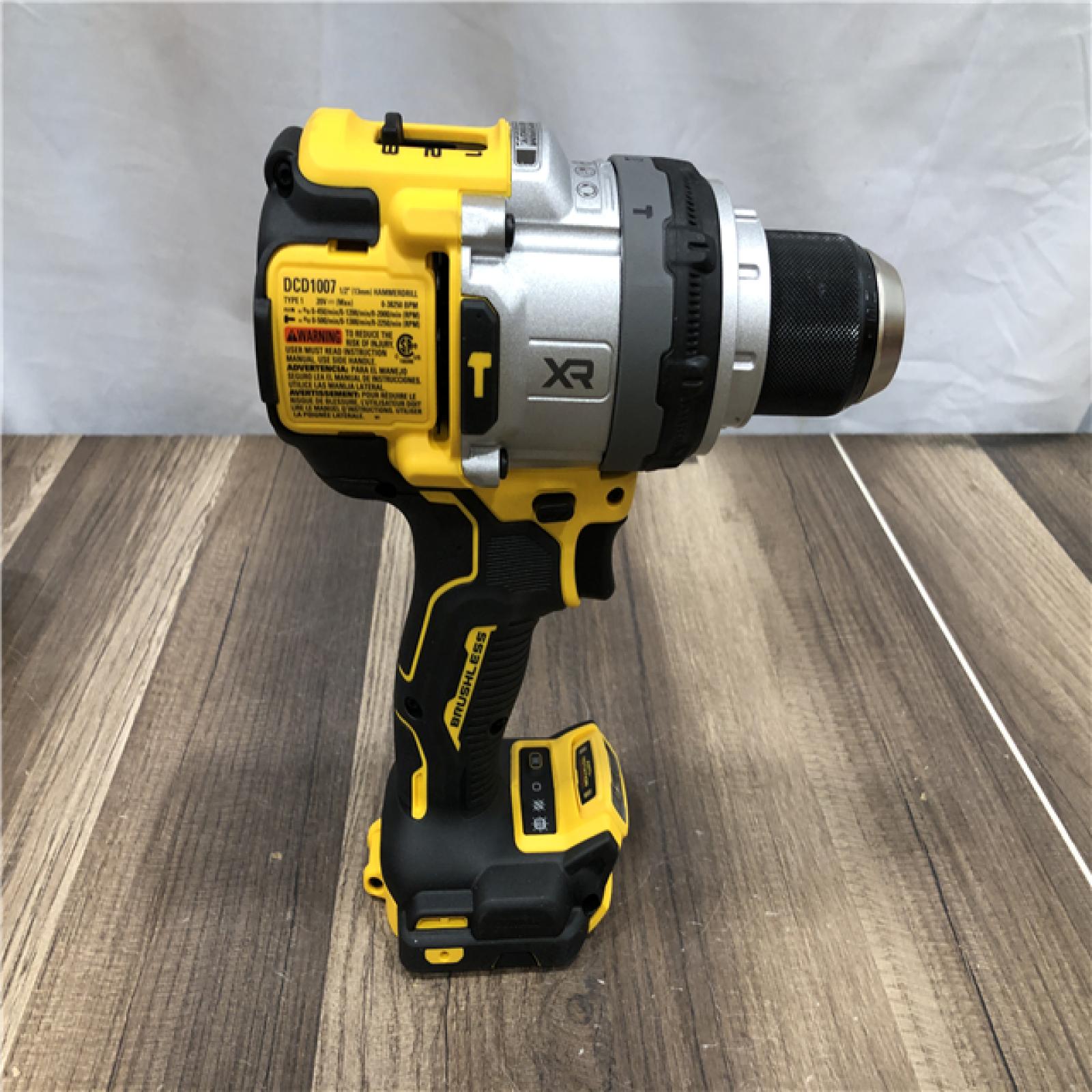 AS-IS DEWALT 20V XR Lithium-Ion Cordless Hammer Drill Kit