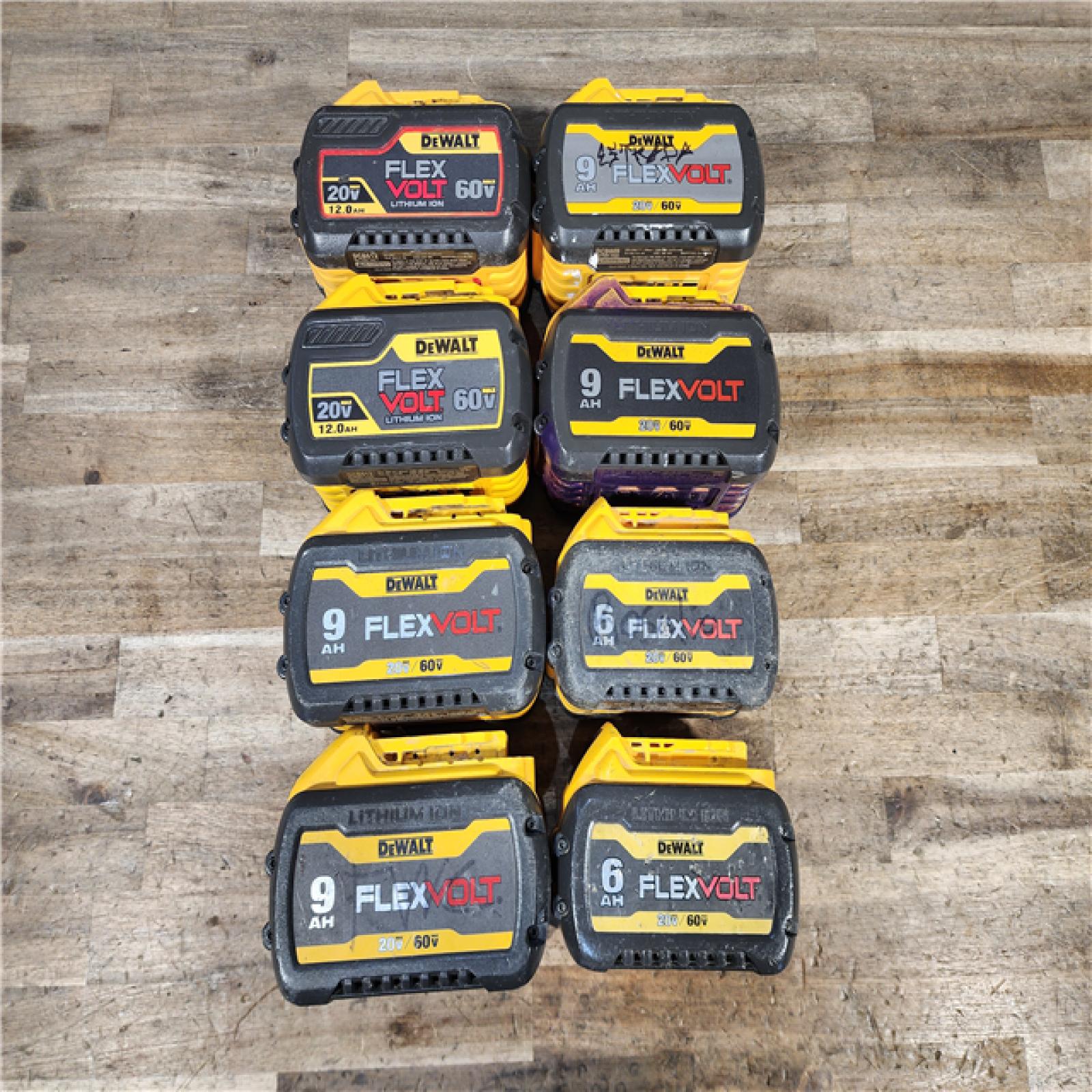 HOUSTON LOCATION - AS-IS DEWALT BATTERY PACK QTY - 8