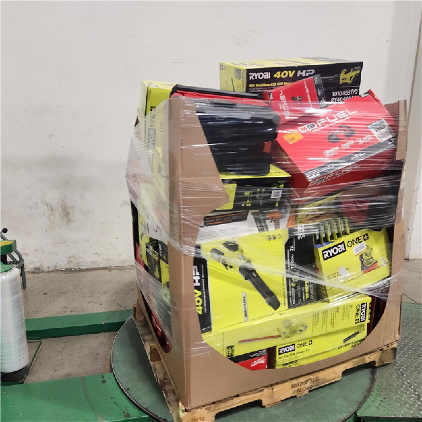 Dallas Location - As-Is Tool Pallet