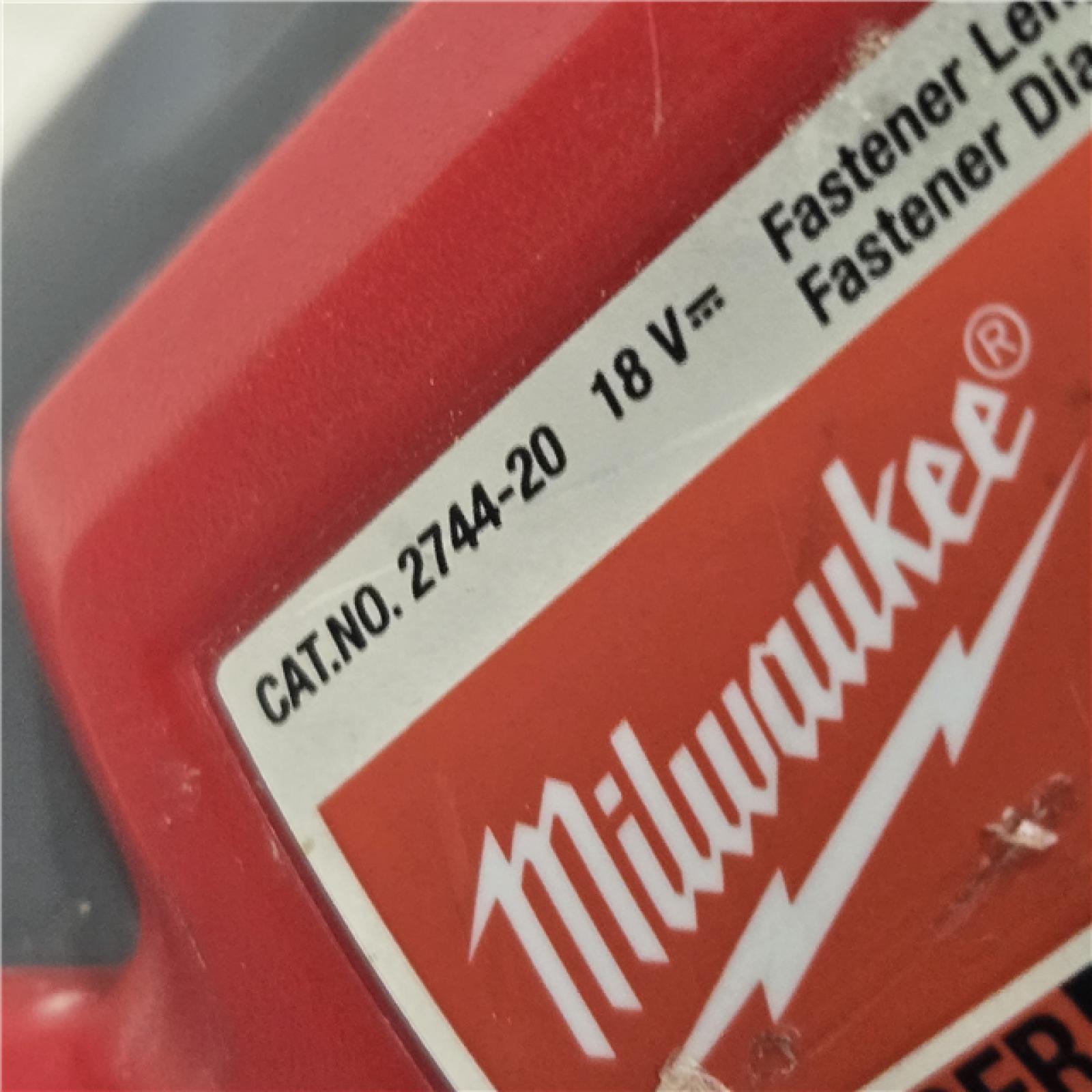 AS-IS Milwaukee 2744-20 M18 FUEL 3-1/2 in. 18V 21-Degree Cordless Framing Nailer (Tool-Only)