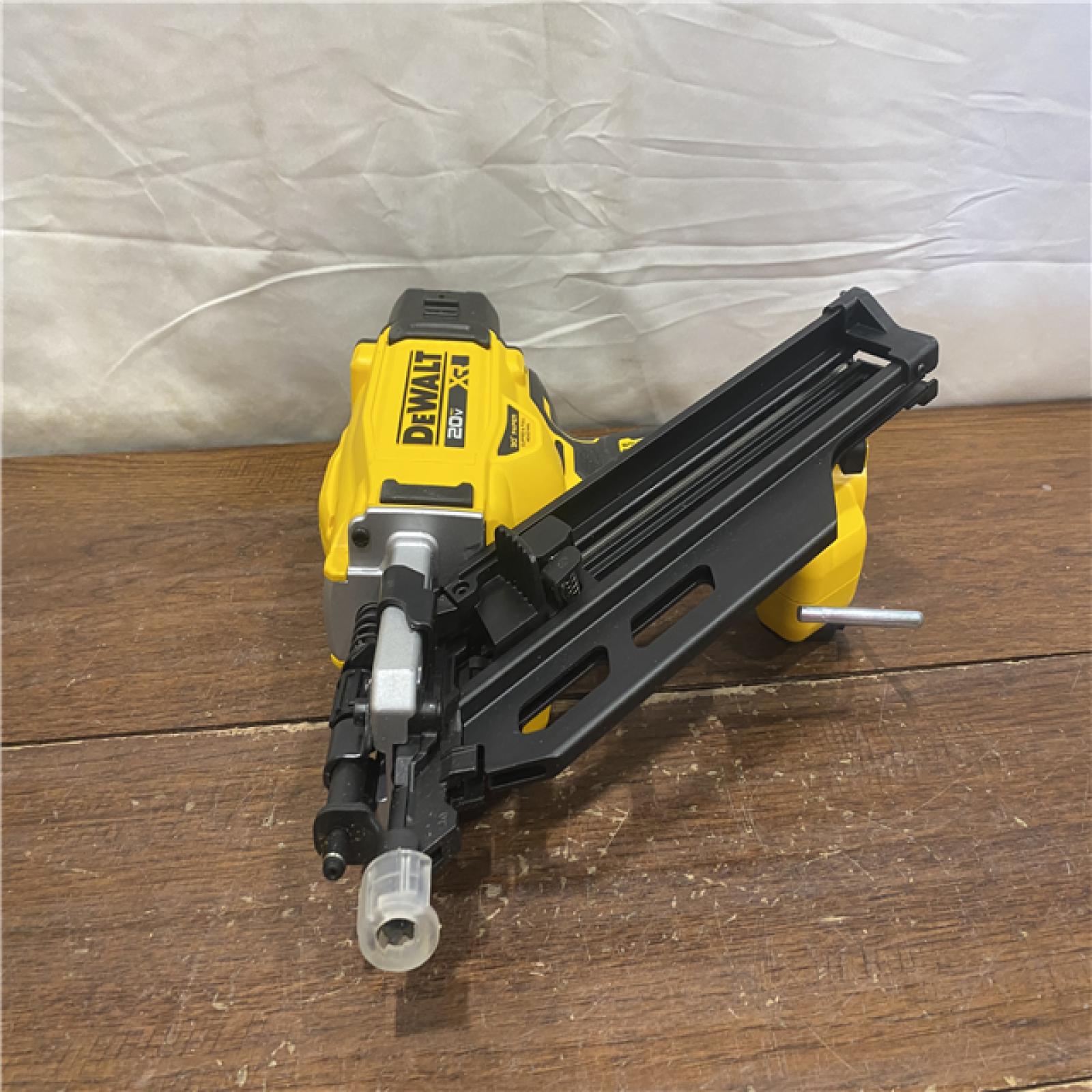 AS-IS DEWAS-IS20-Volt 30Â° Cordless Framing Nailer (Tool-Only)