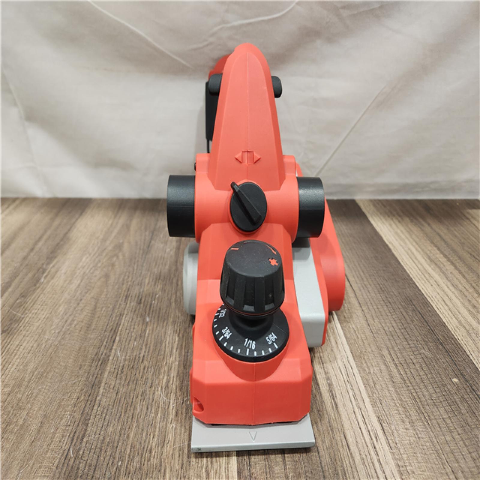 AS-IS- Milwaukee M18 18-Volt Lithium-Ion Cordless 3-1/4 in. Planer (Tool-Only)