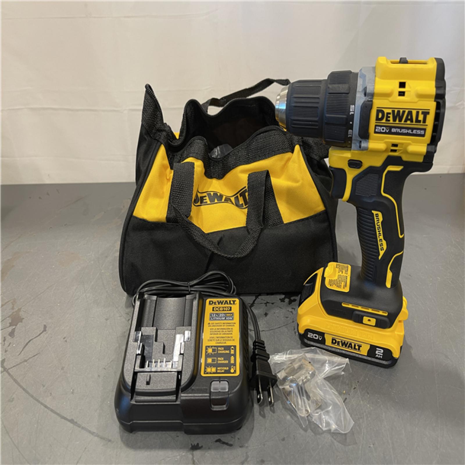 AS-IS - DEWALT ATOMIC COMPACT SERIES 20V MAX* Brushless Cordless 1/2 Drill/Driver Kit