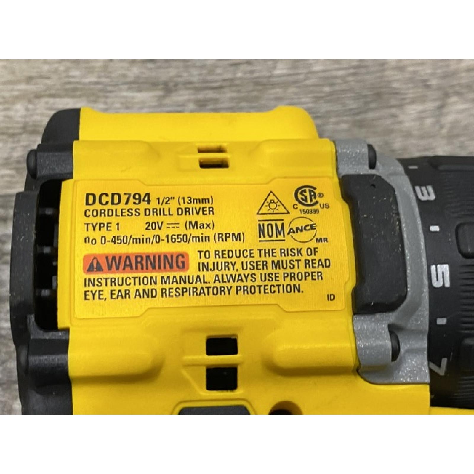 AS-IS DEWALT Atomic 20V Lithium-Ion Cordless Compact 1/2 in. Drill/Driver Kit